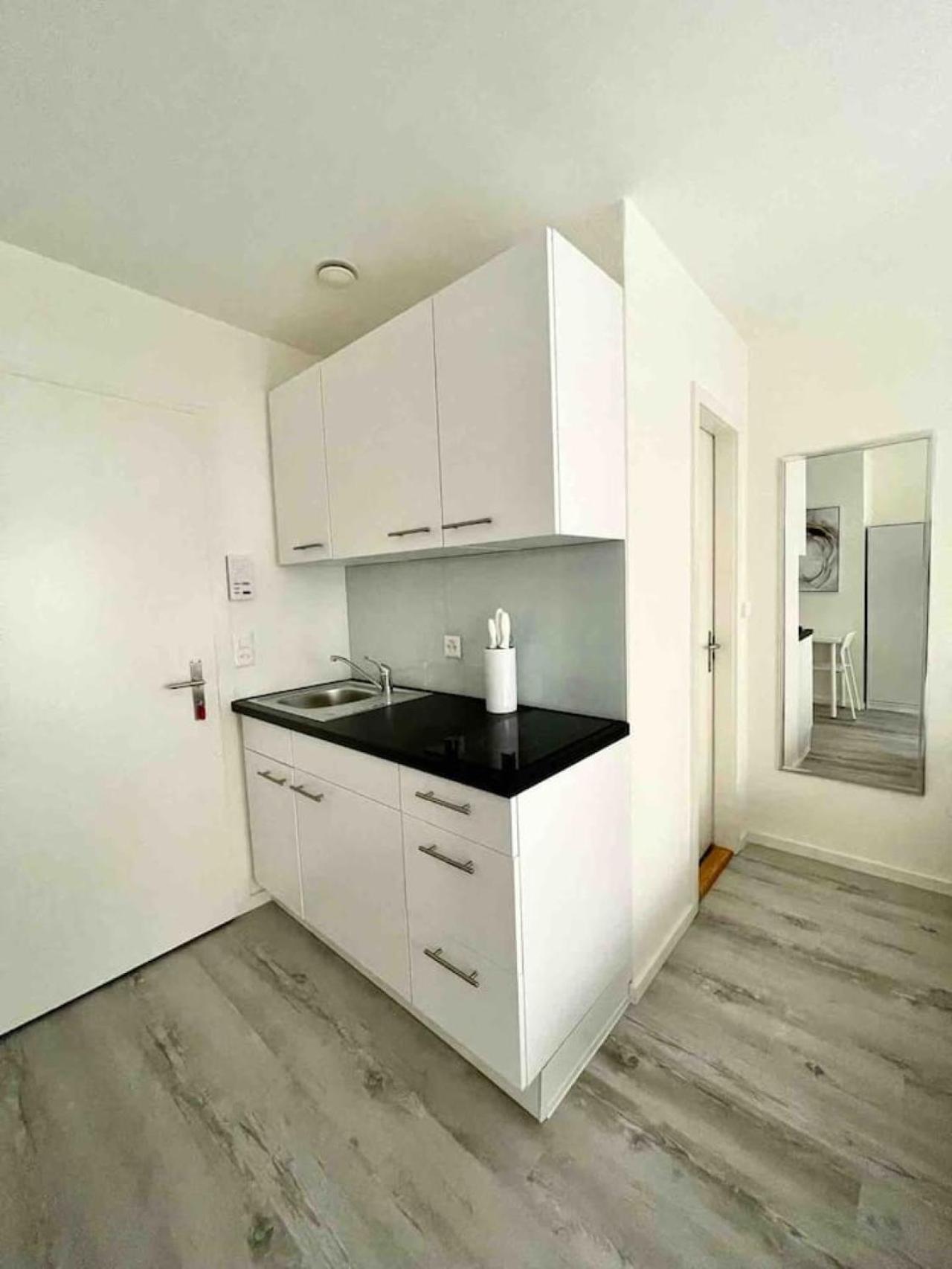 Urban Oasis With Queen Bed And View Be-14 *