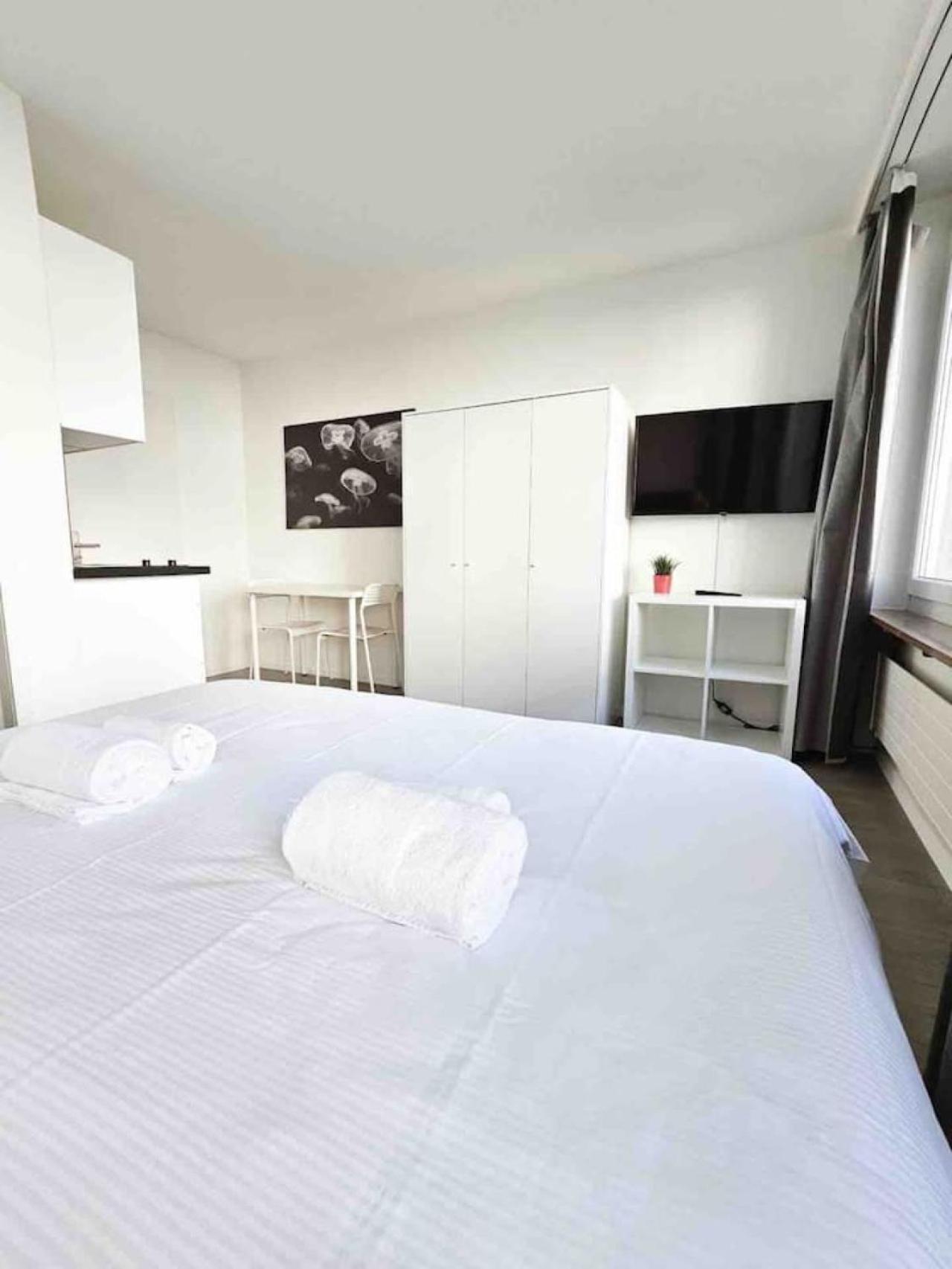 Downtown Deluxe With Queen Bed Be-25 Zurich