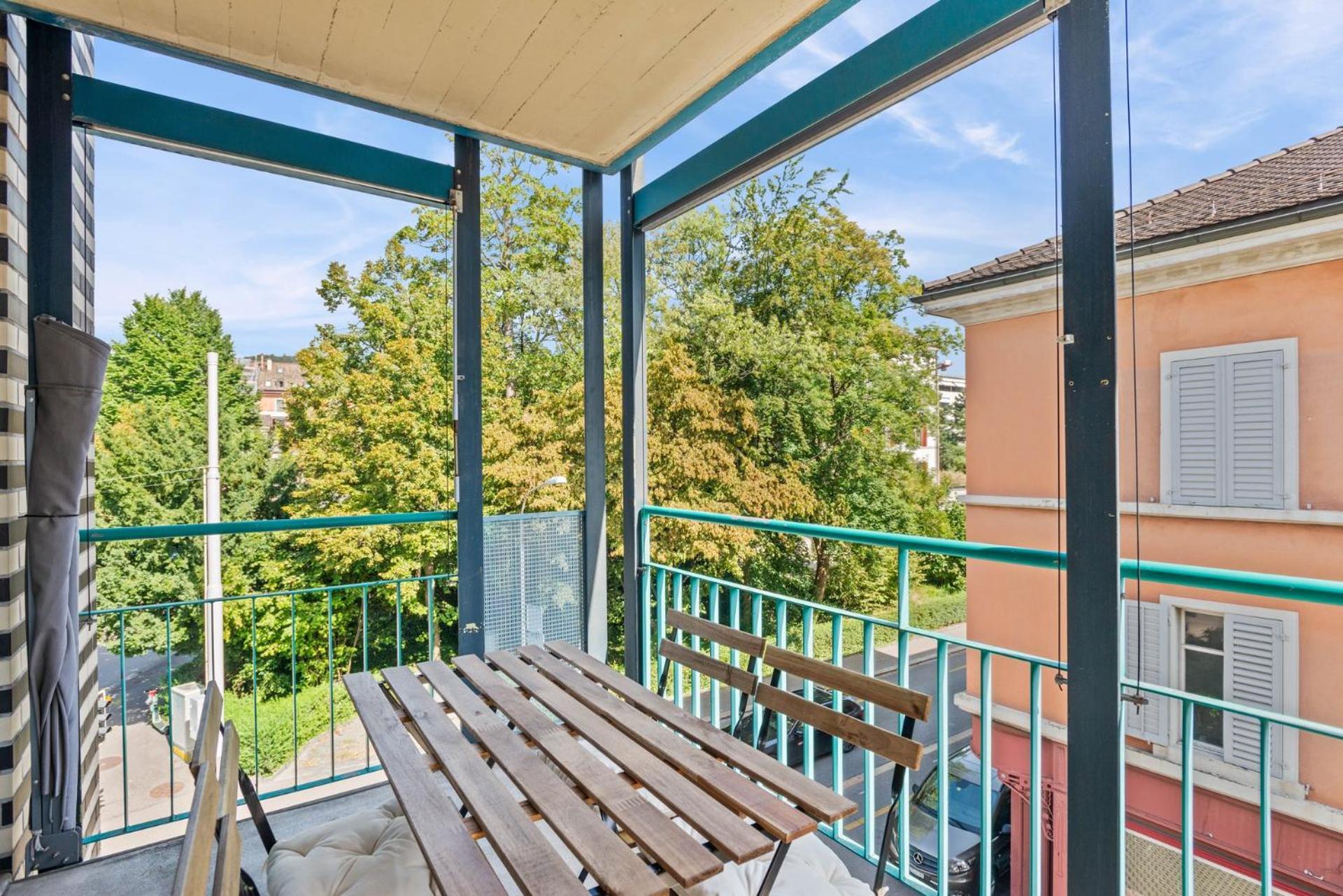 Spacious Hoting Apartment Zurich