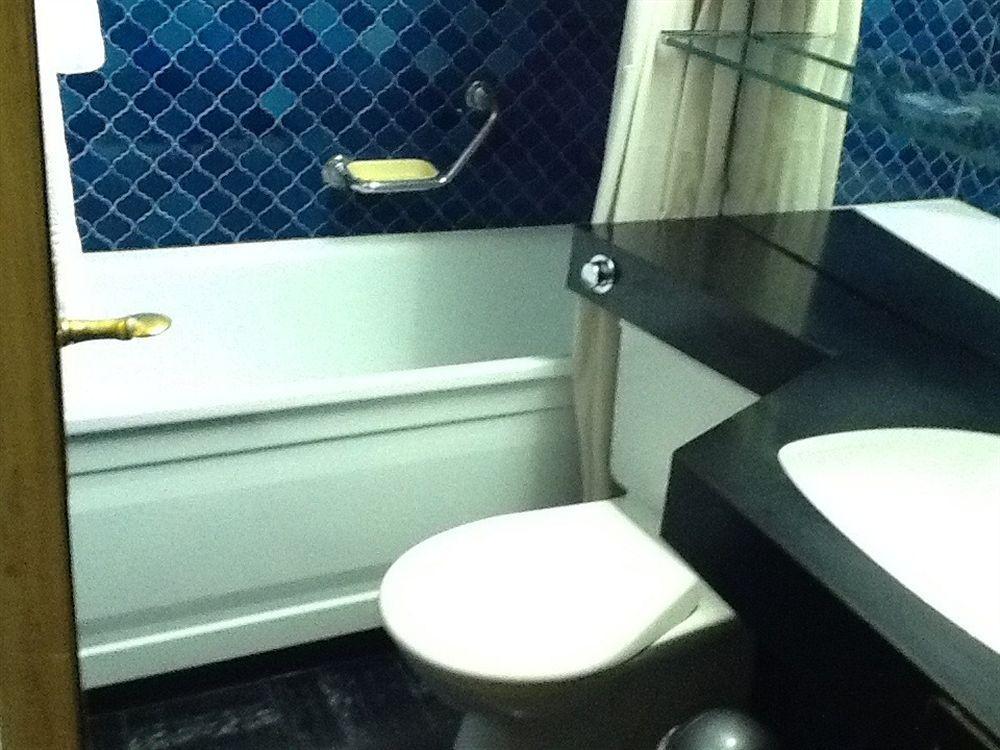 City Center - Bellevue 3*