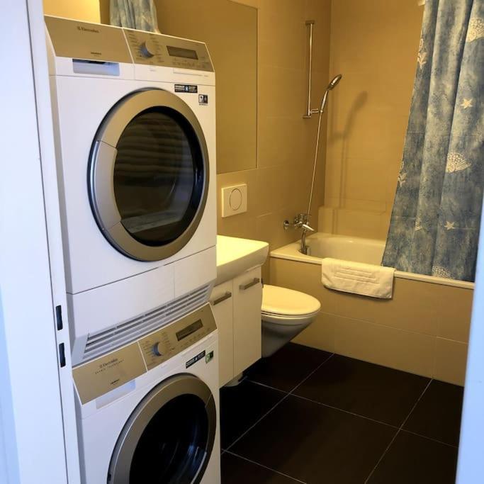 1br Flat - Center With Balcony - West3 Apartment *