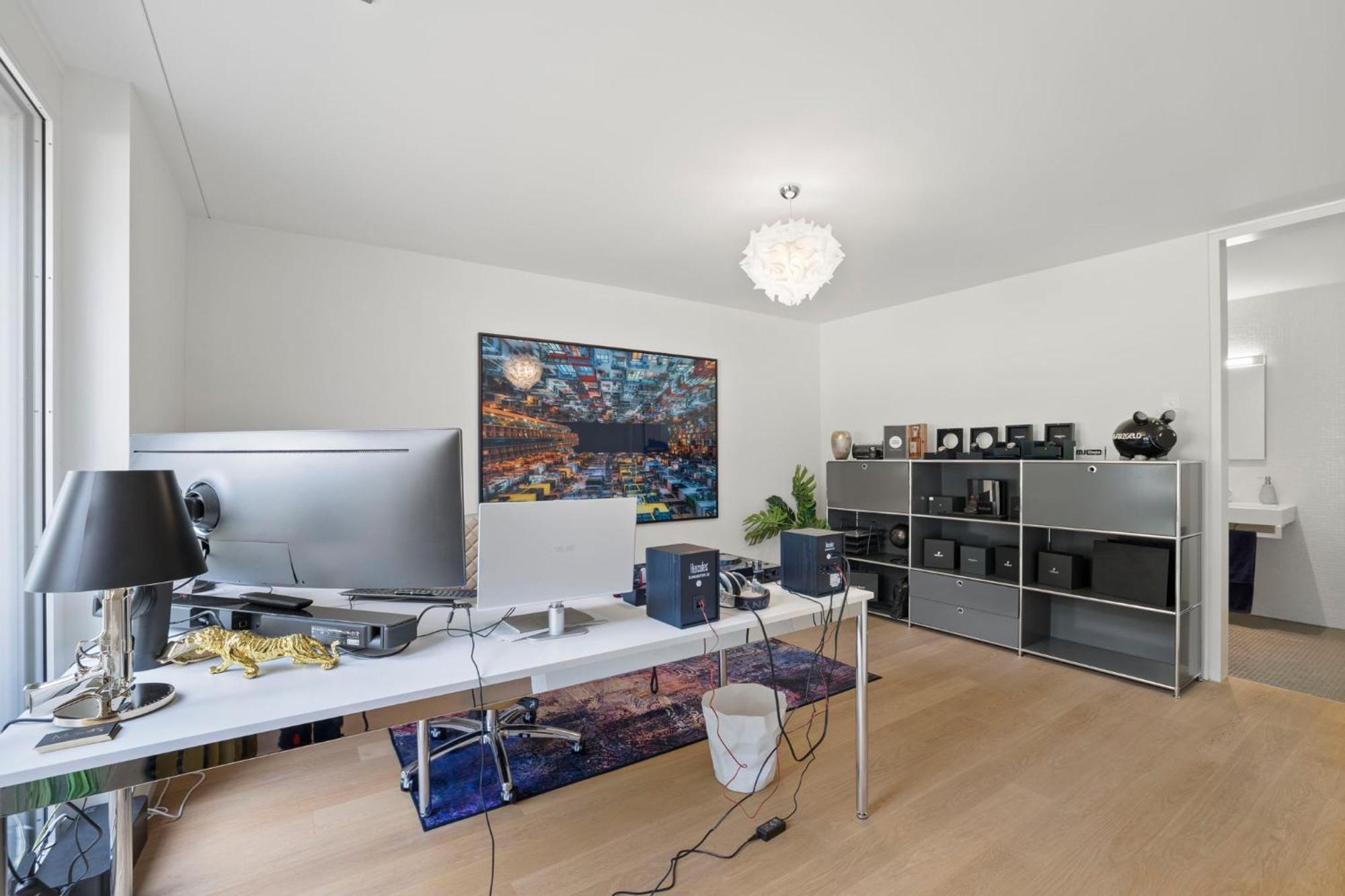 Apartment Exclusive Spacious Apt. With Garden In