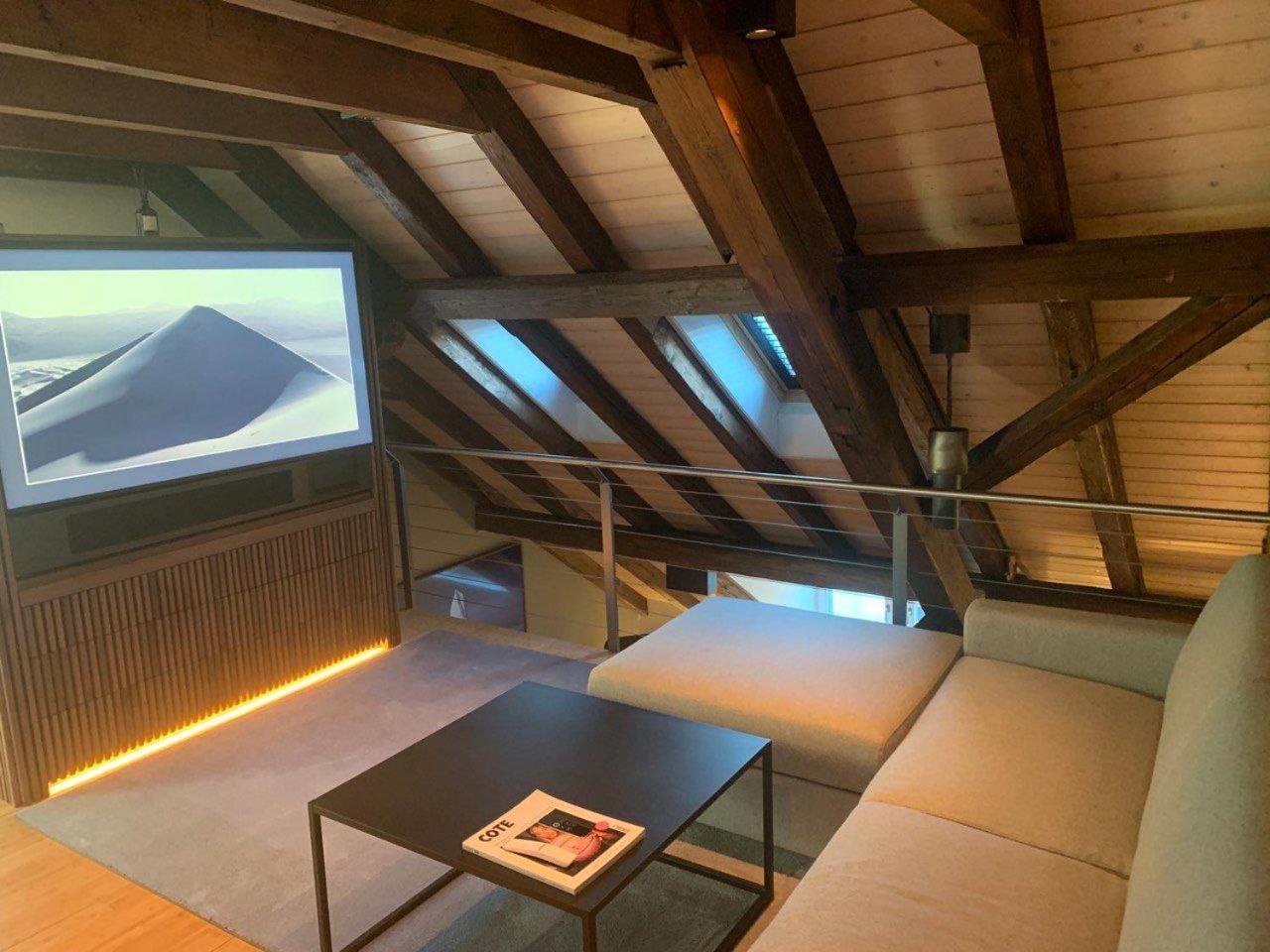 Le Bijou Lintheschergasse / Hb Zurich