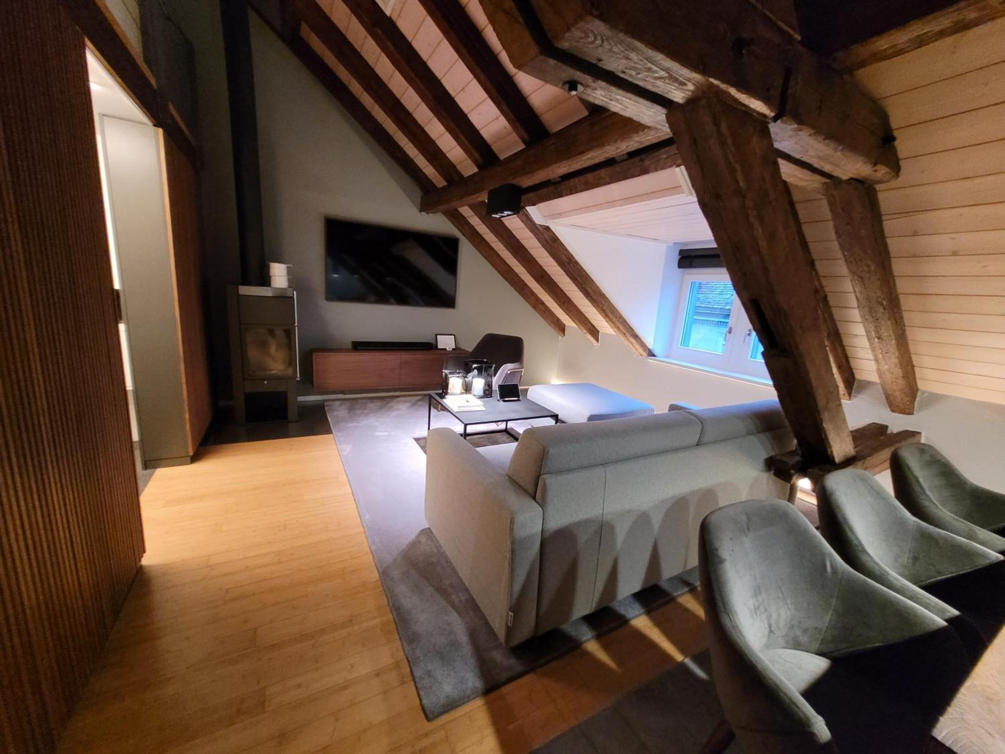 Le Bijou Lintheschergasse / Hb * Zurich