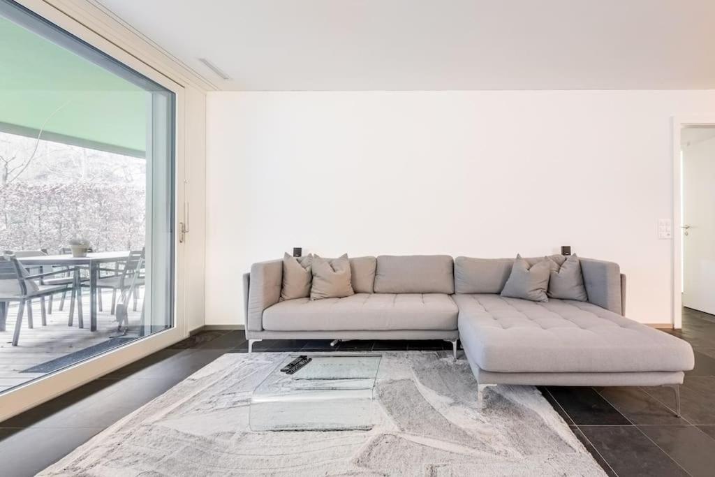 Luxus Mit Garten Apartment