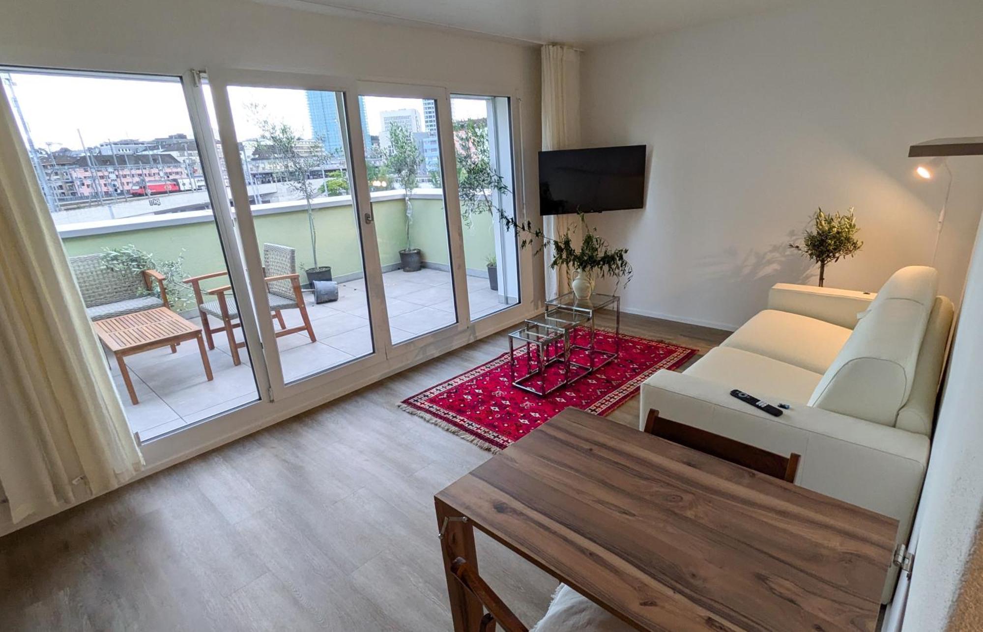 Heaven Rooftop With 2 Balconies -403- Zurique