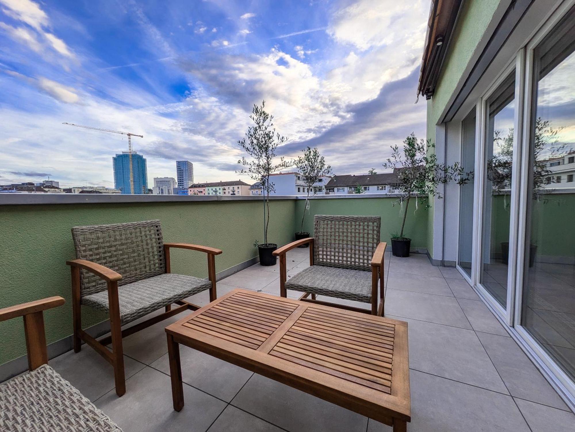 Skyline Rooftop With 2 Balconies -401- Apartment Zurich