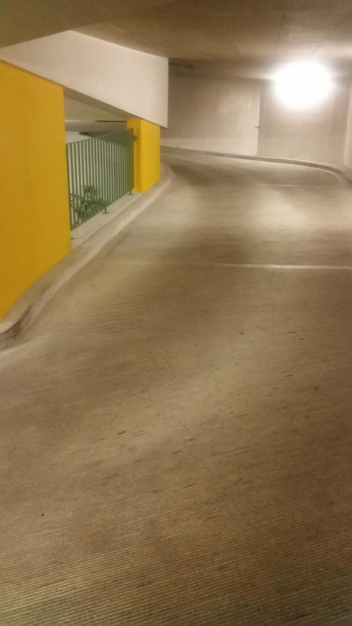 Gaestezimmer In Privater Apartamento