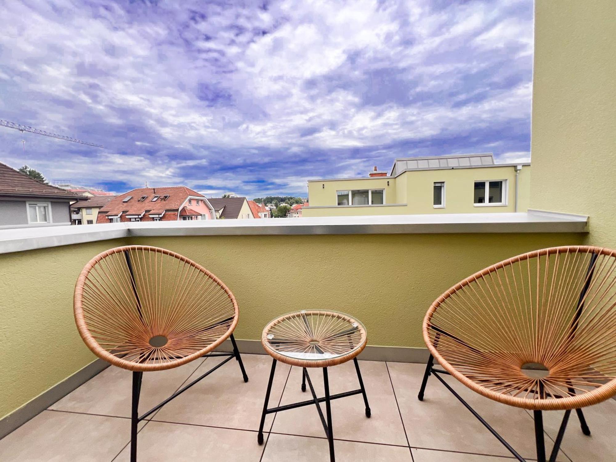 Skyline Rooftop With 2 Balconies -401- Apartment