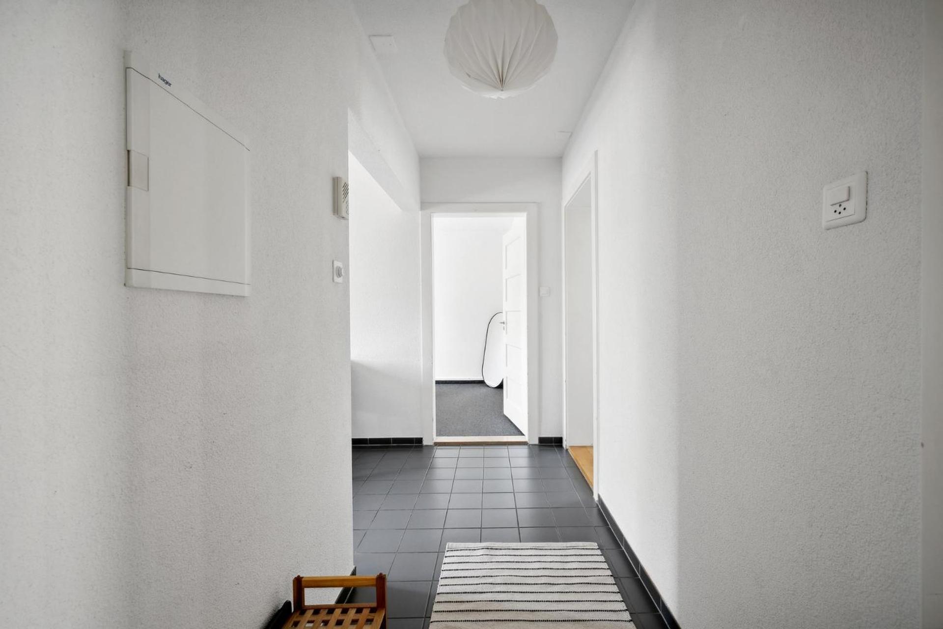 Apartment Comfortable In Oerlikon 20 Minutes Away From Airport *