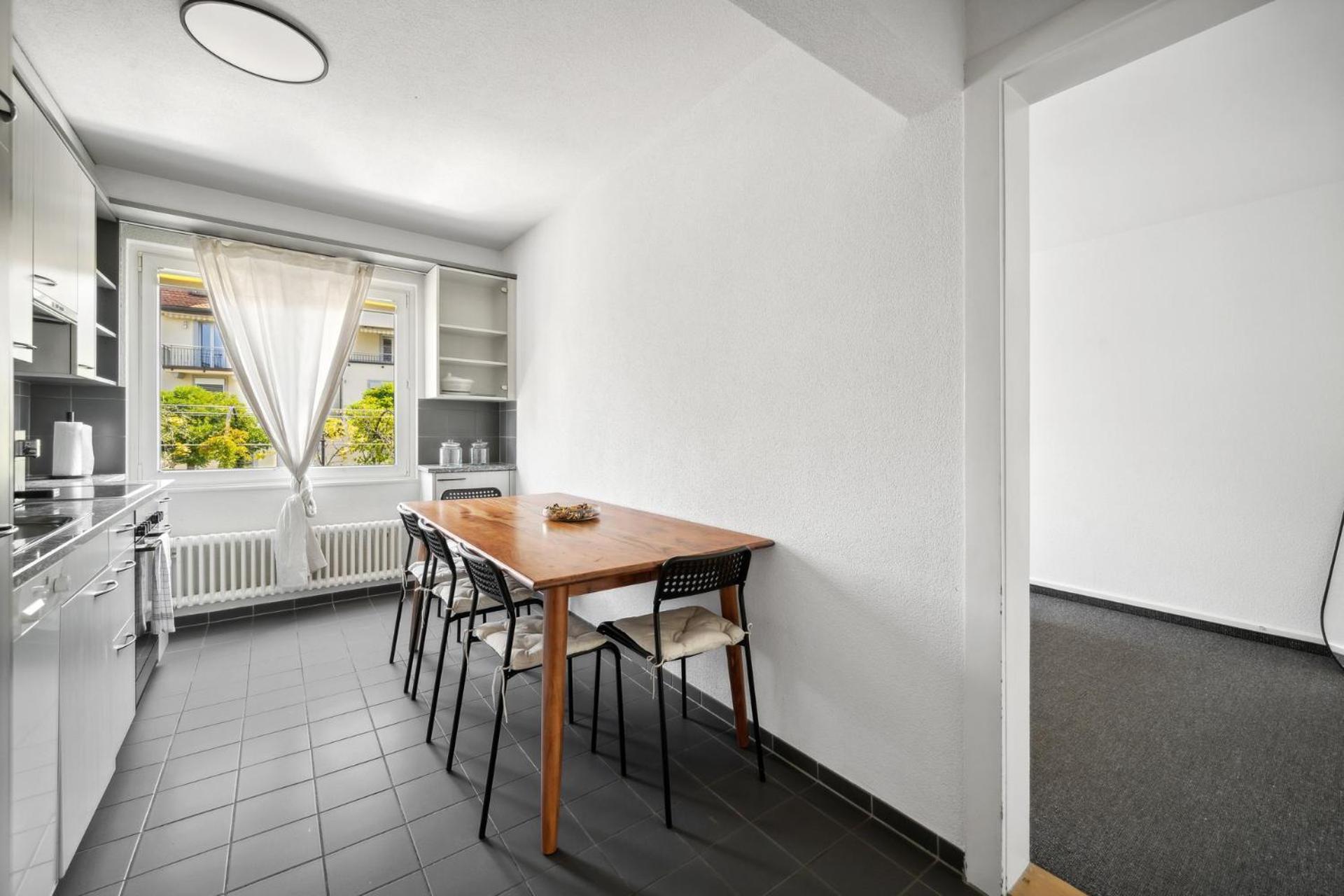 Comfortable In Oerlikon 20 Minutes Away From Airport * Zurich
