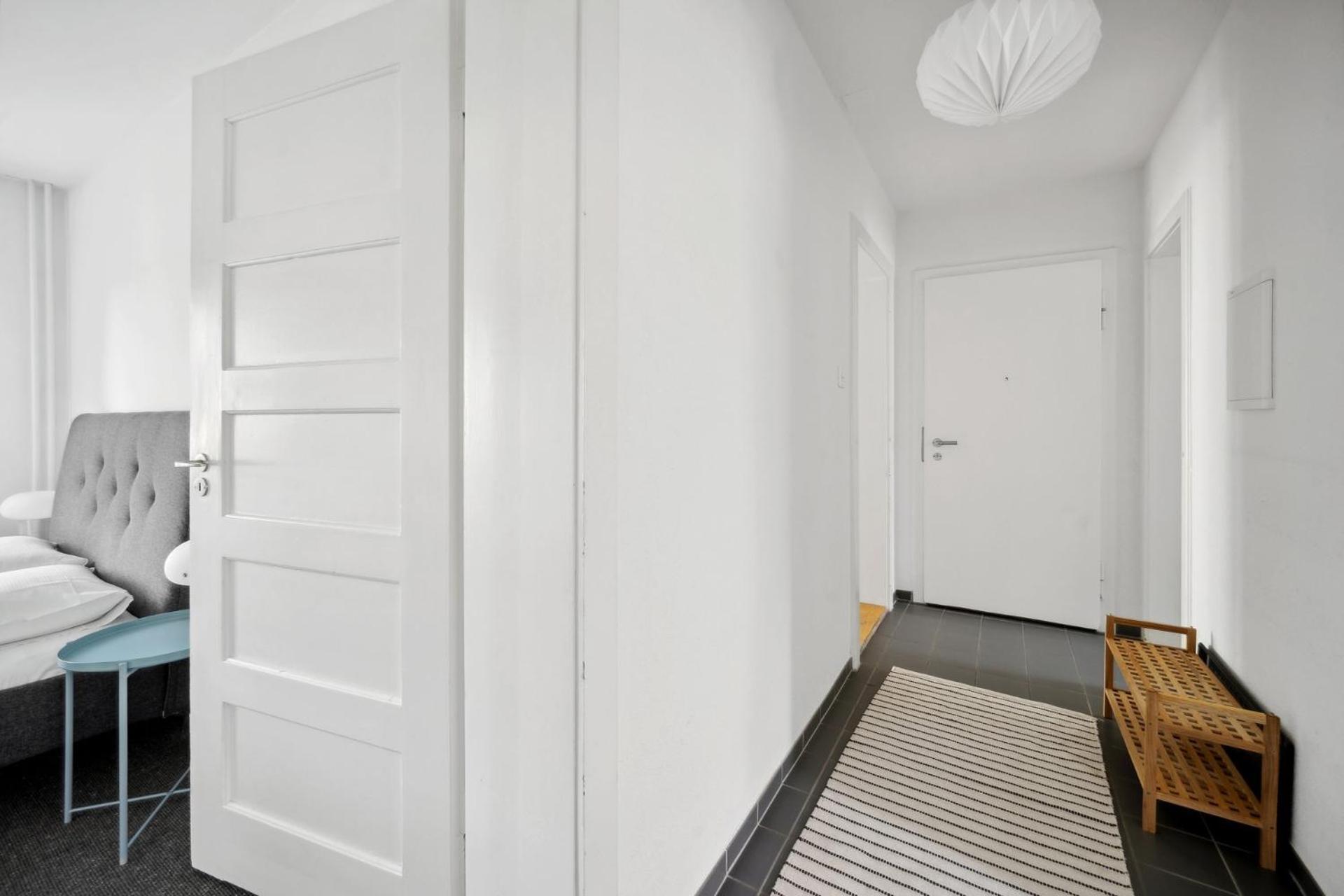 Comfortable In Oerlikon 20 Minutes Away From Airport