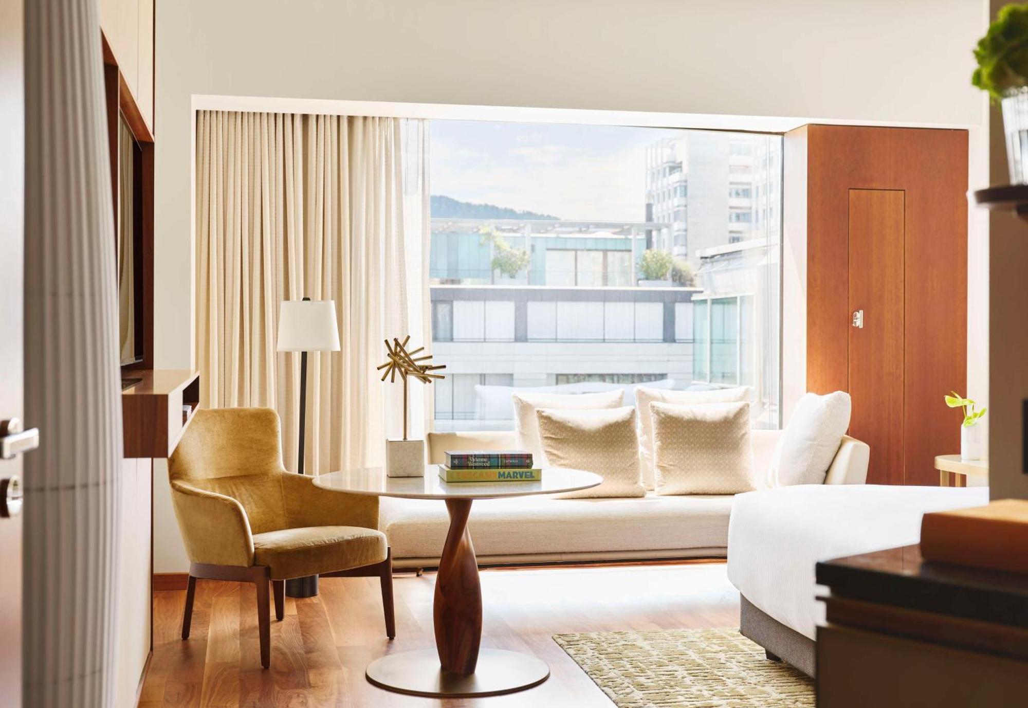Park Hyatt – City Center Luxury Hotel 5*