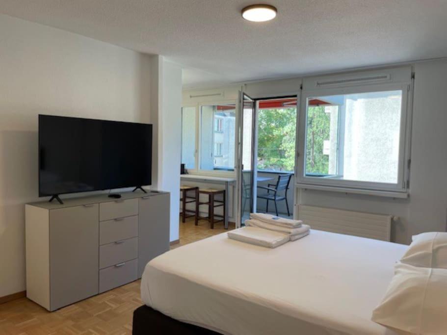 Apartment Bright And Practical - Art 16