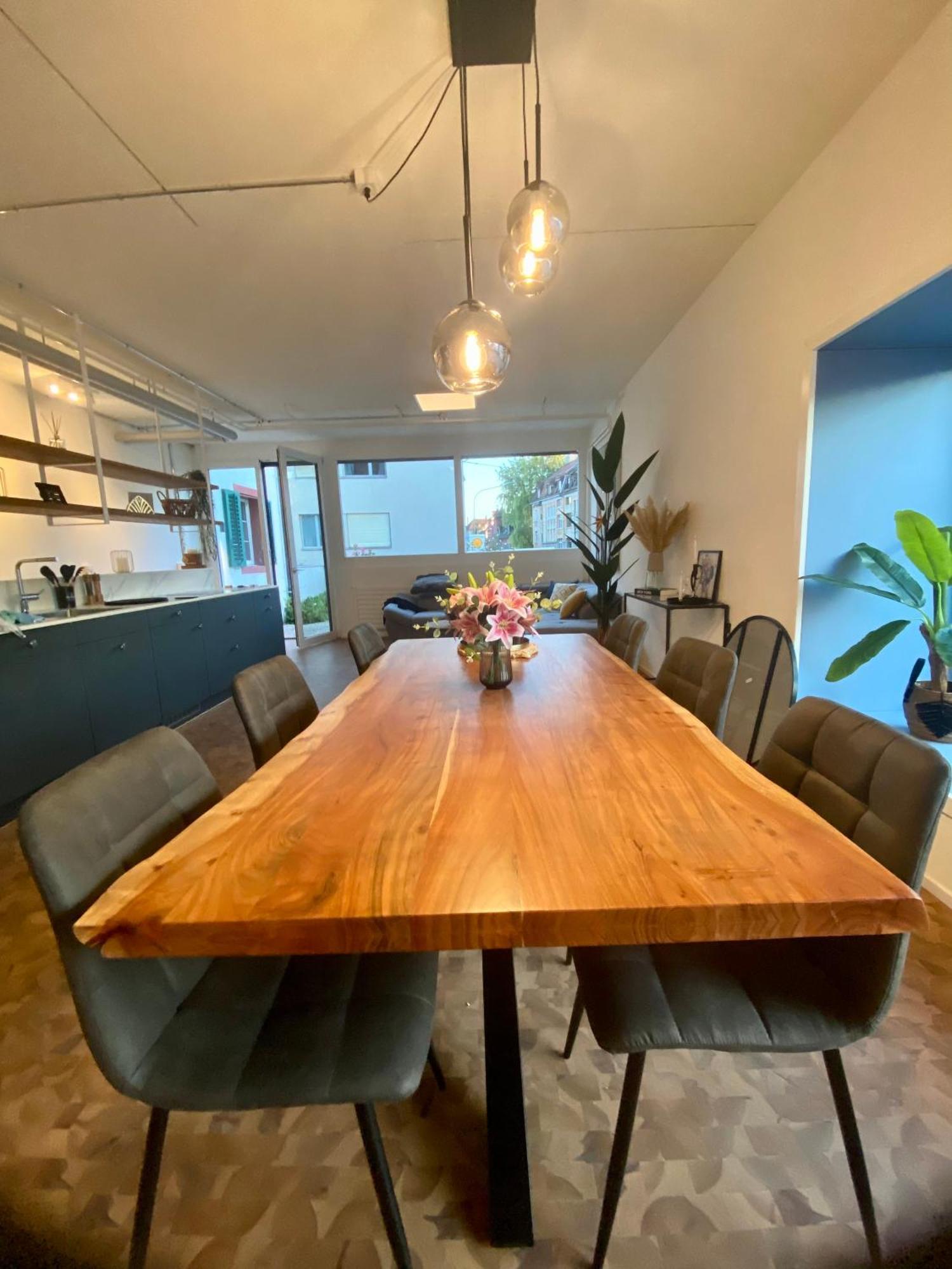 120m2 Modern 3-bedroom Loft In *