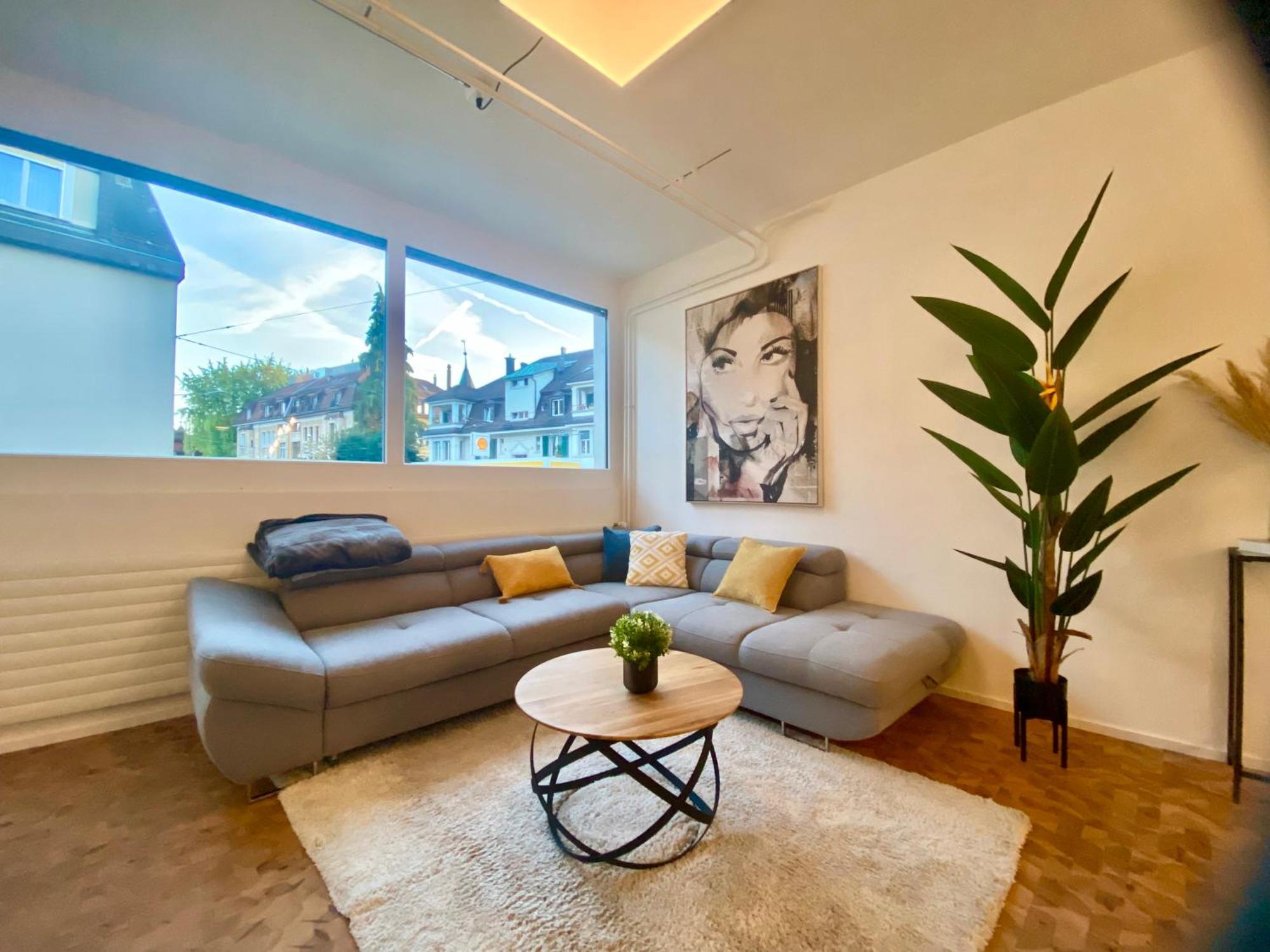 Apartment 120m2 Modern 3-bedroom Loft In