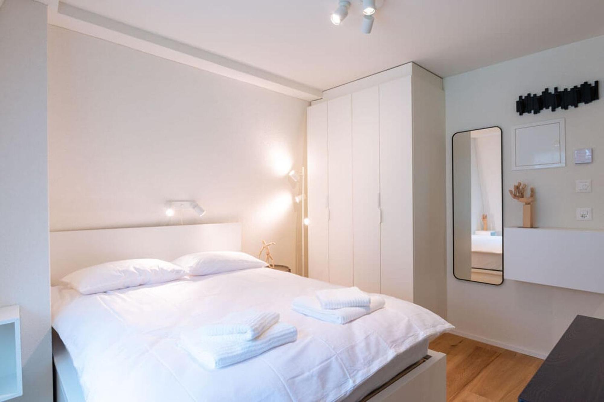 Apartment Hitrental Riesbach Zurich