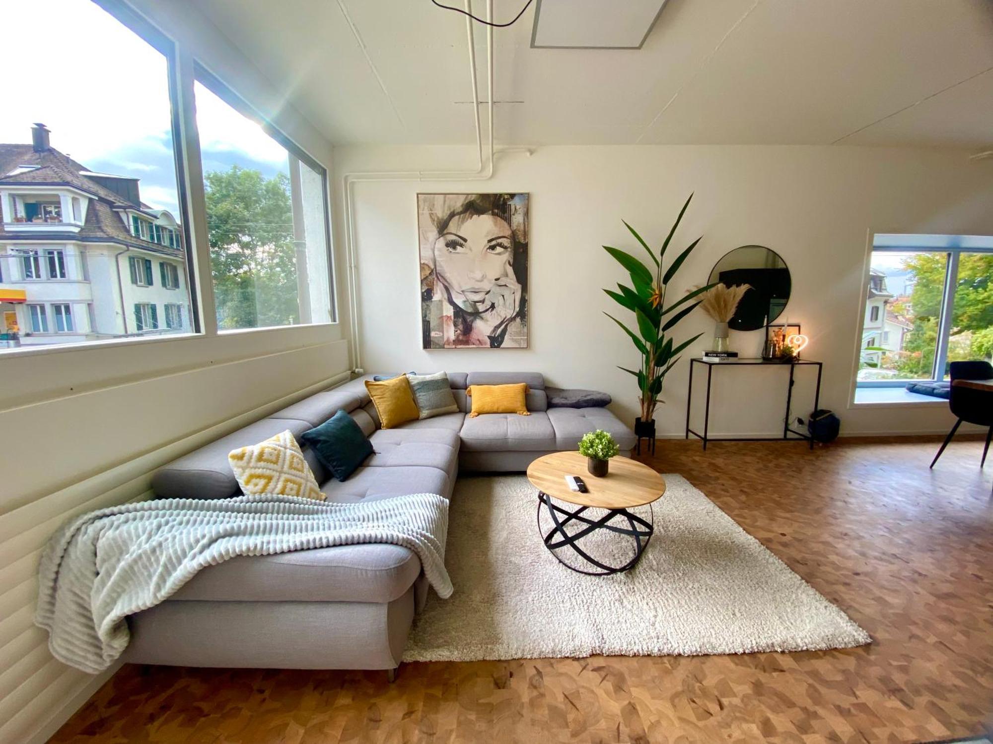 120m2 Modern 3-bedroom Loft In *