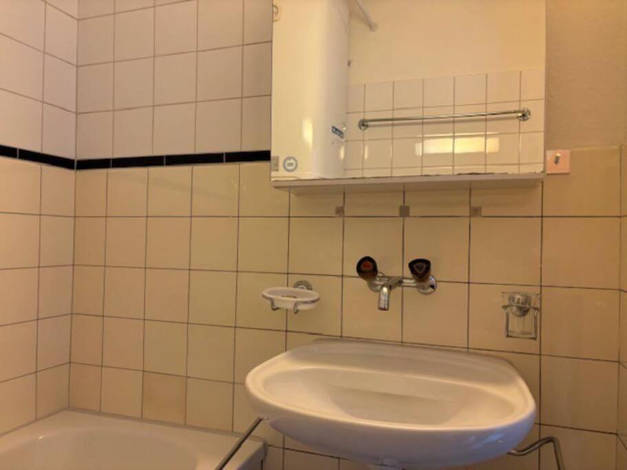 Cozy Near Opera - Cross 3 Apartamento Zurique