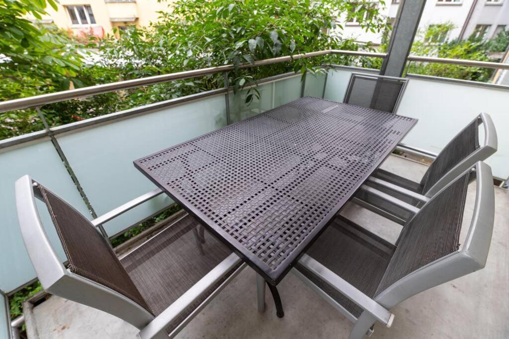 Apartment Terrific 2bd Flat Near Center And - 5 *