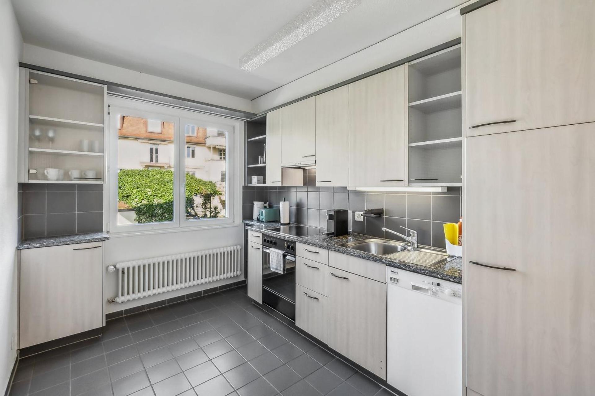 Apartment Comfortable In Oerlikon 20 Minutes Away From Airport