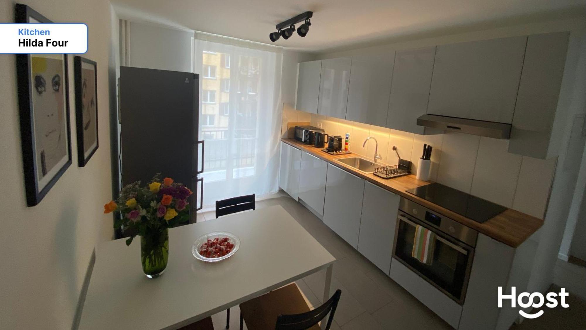 H4 Family Apartment, Central, Quite, Modern Apartment