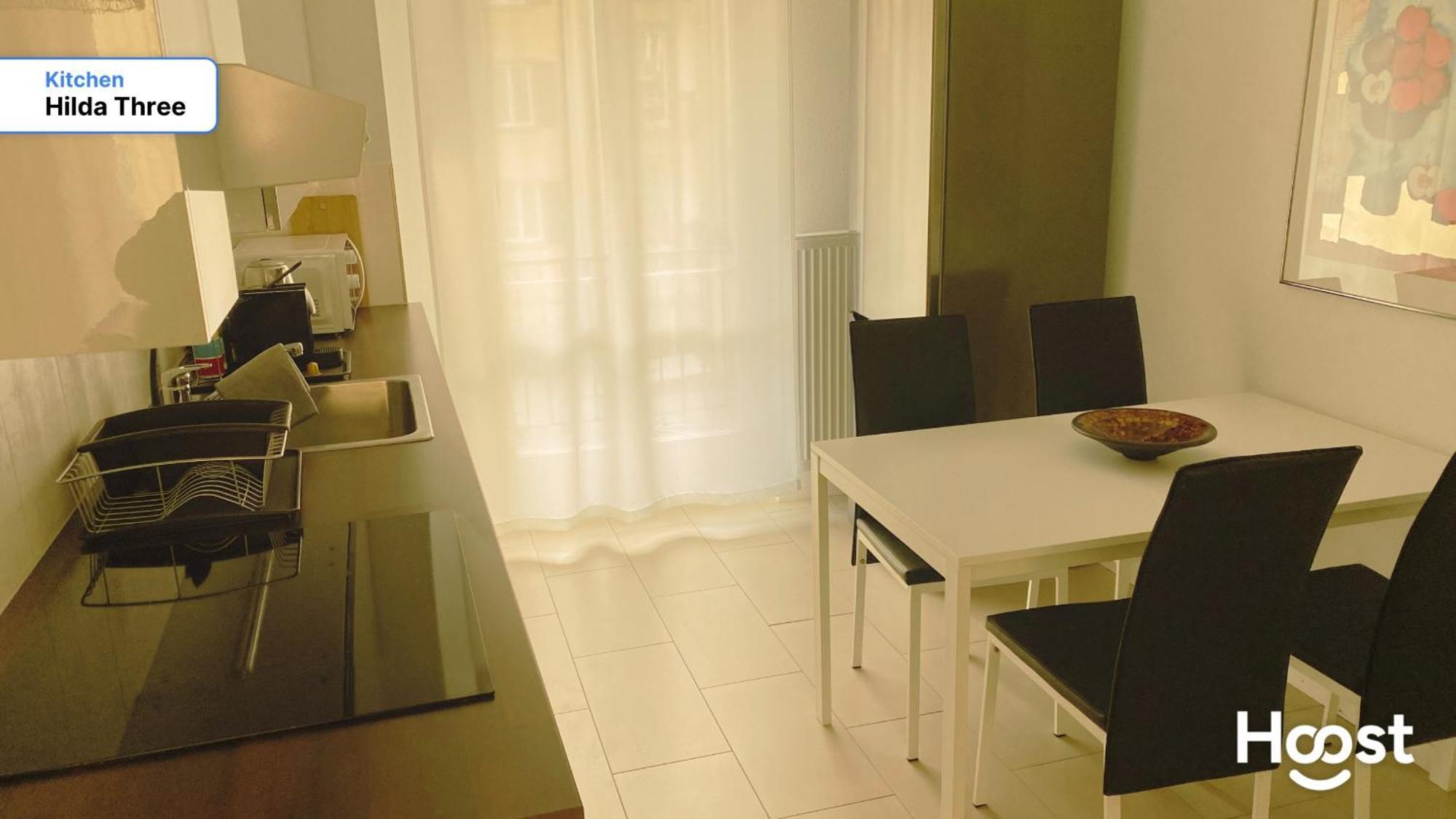 H3 With 3,5 Rooms, 2 Bedroom Livingroom And Big Kitchen, Modern And *