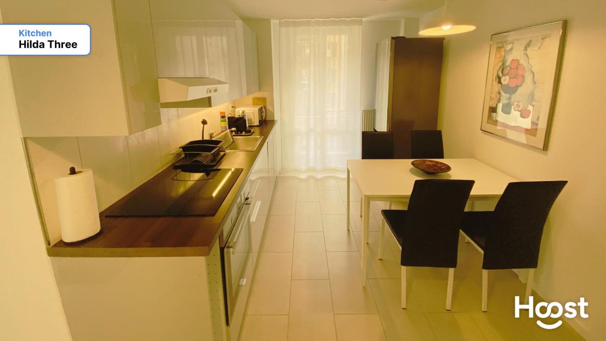 H3 With 3,5 Rooms, 2 Bedroom Livingroom And Big Kitchen, Modern And Apartment