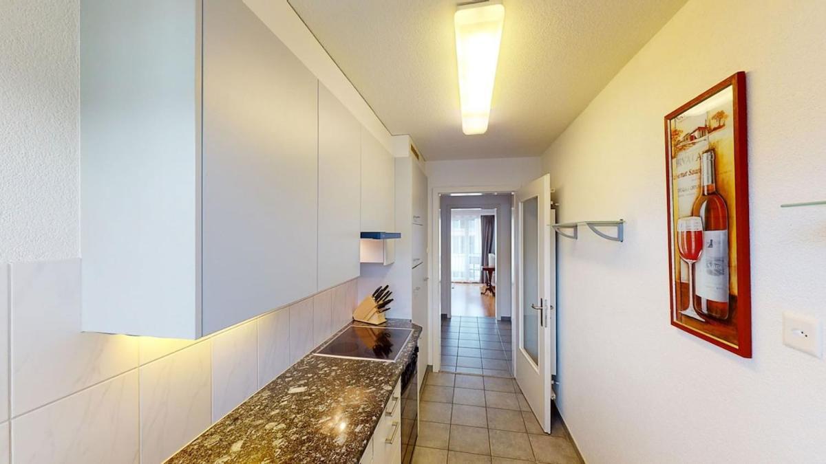 Executive 2 Bedroom Flat Near To The - D10 Apartment Zurich