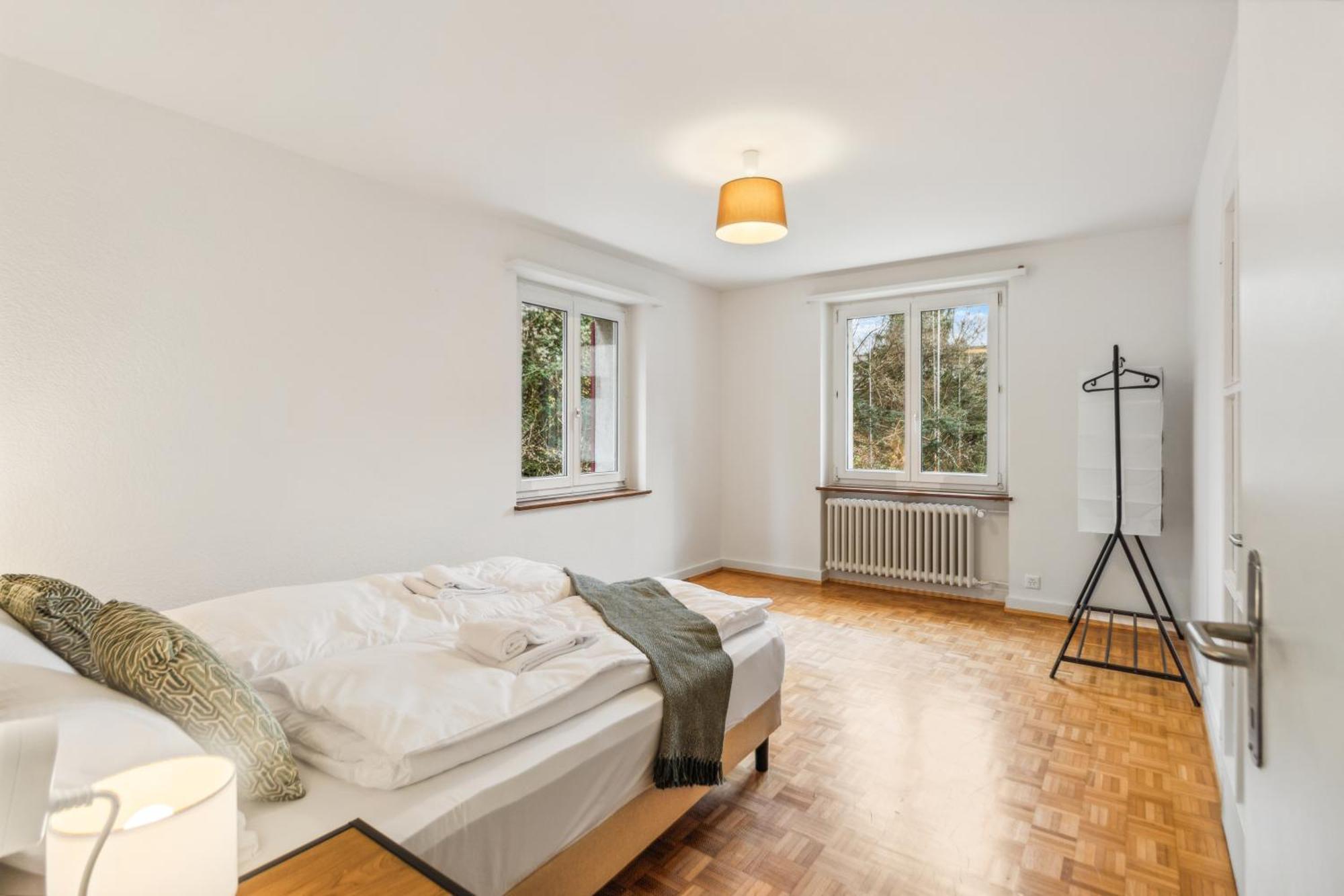 Apartment Lovely Flats In Great Location *
