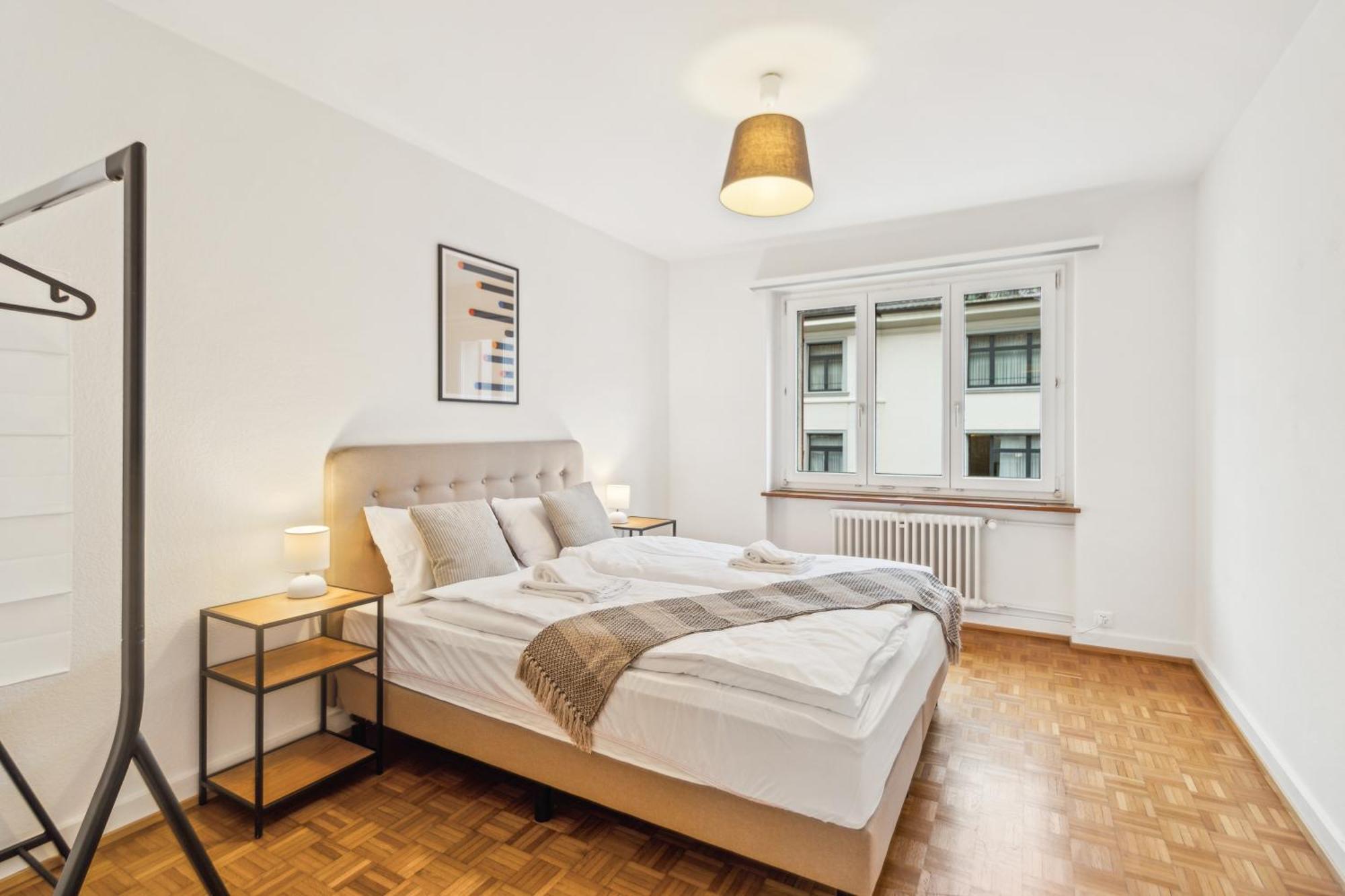 Apartment Lovely Flats In Great Location *