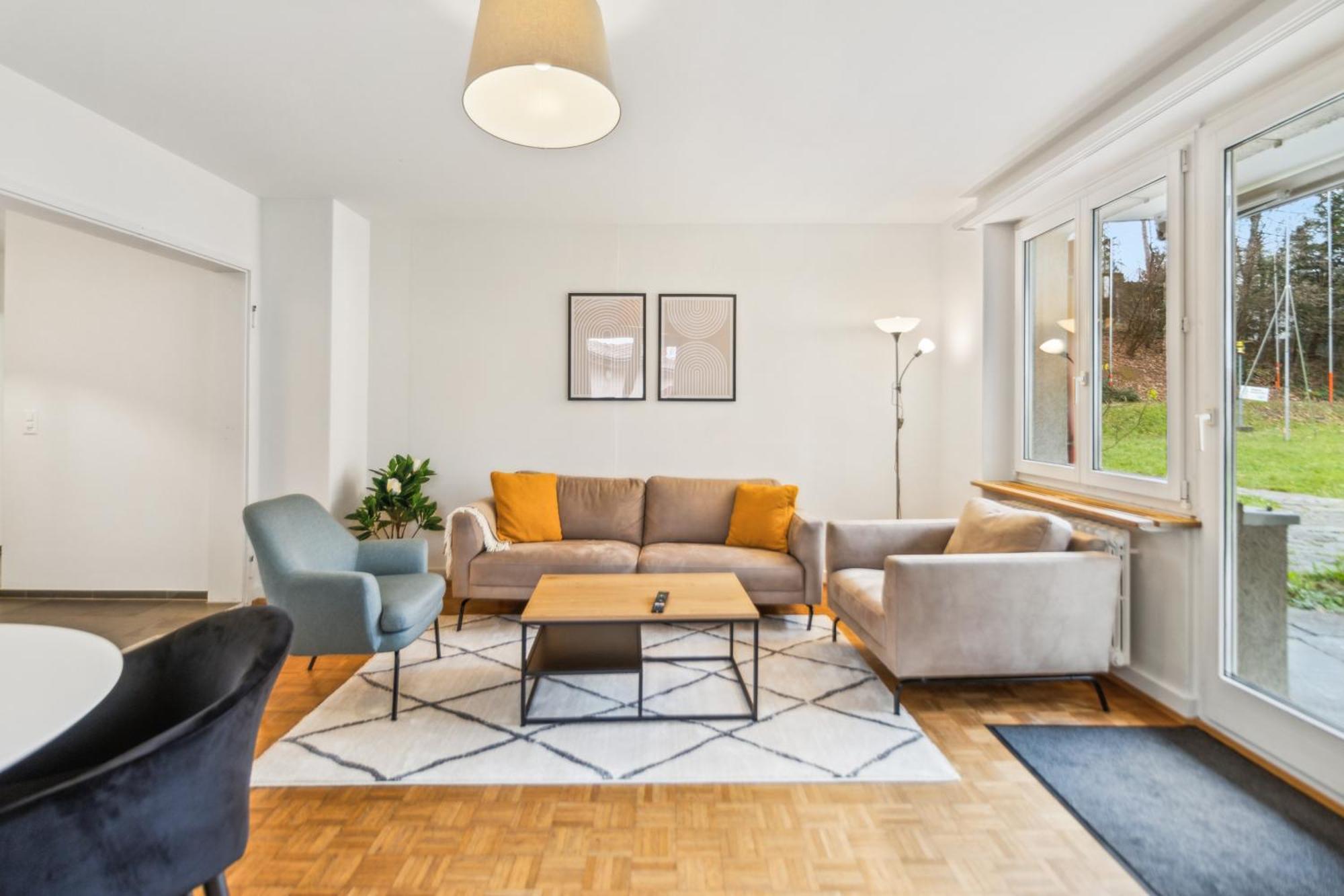 Lovely Flats In Great Location Apartment