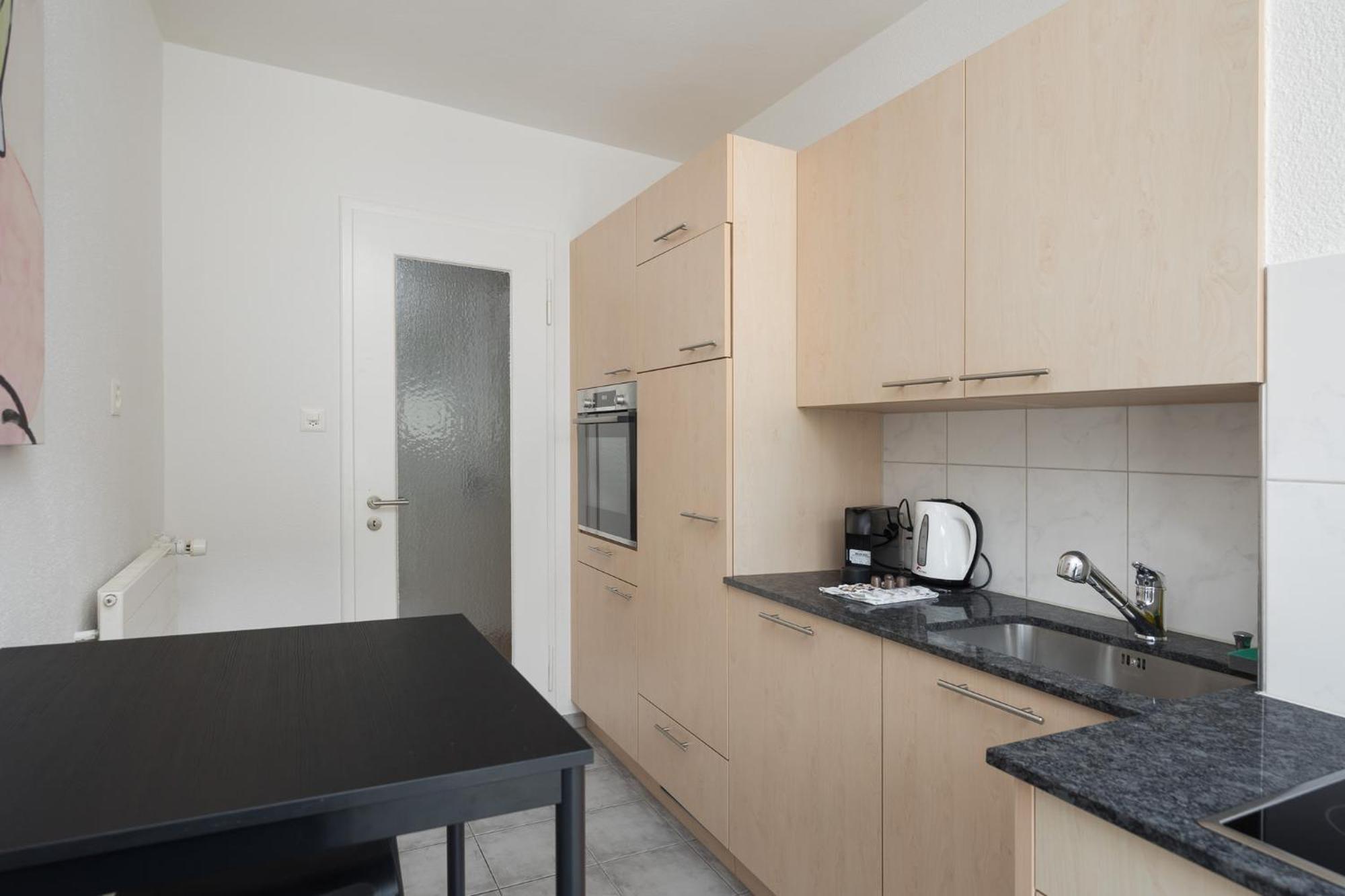 Downtown Dream 2 5br With Balcony And Style Ba 51 * Zurich