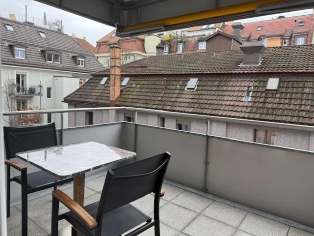 Apartment 1br With Balcony - West 13 *