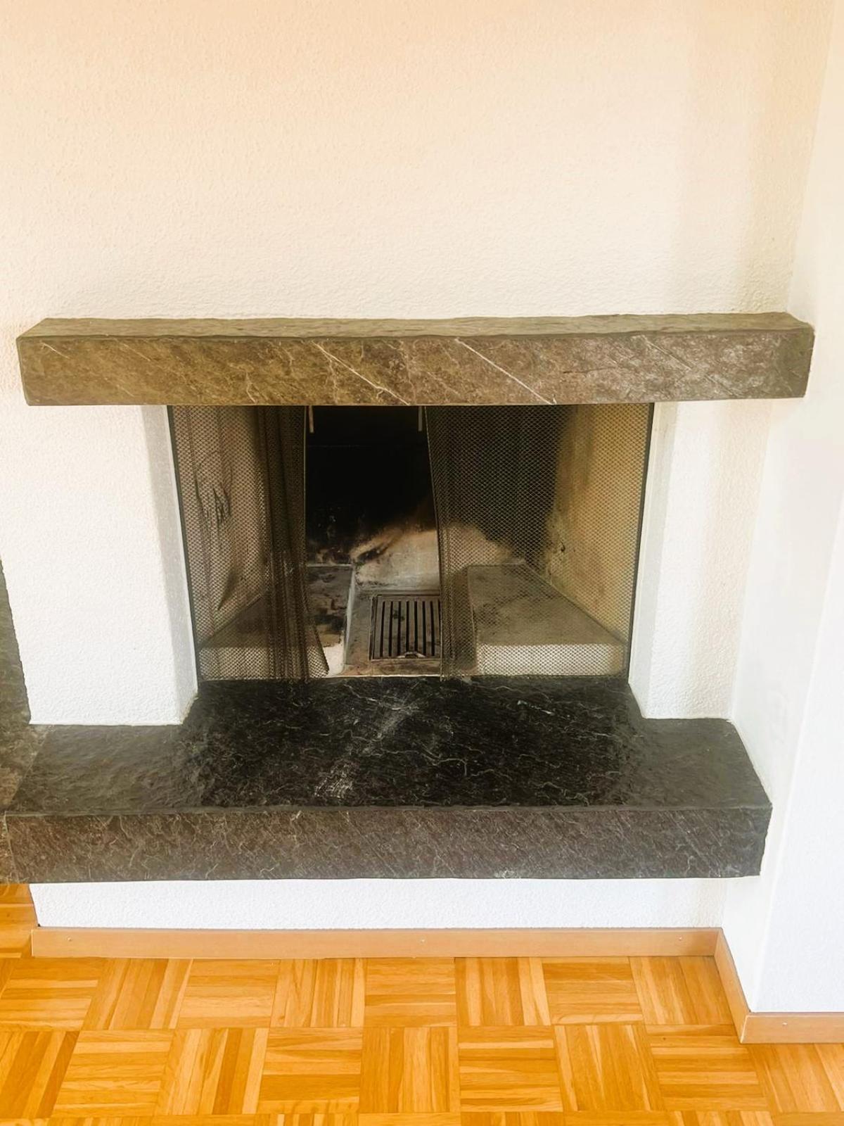 Large Flats, Hwa - Self Checkin Zurich