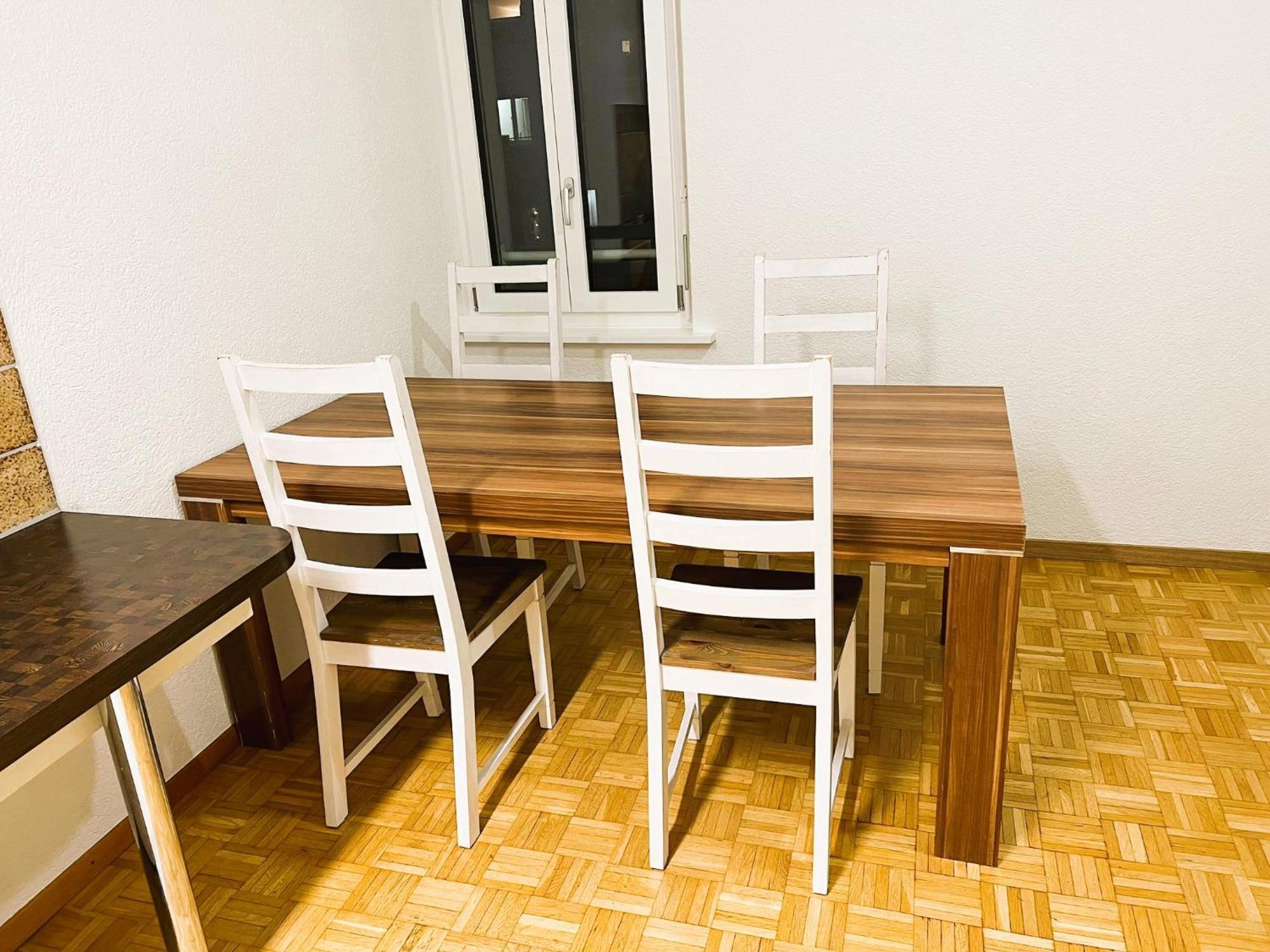 Center Next To Hb Main Train Station La - Self Checkin