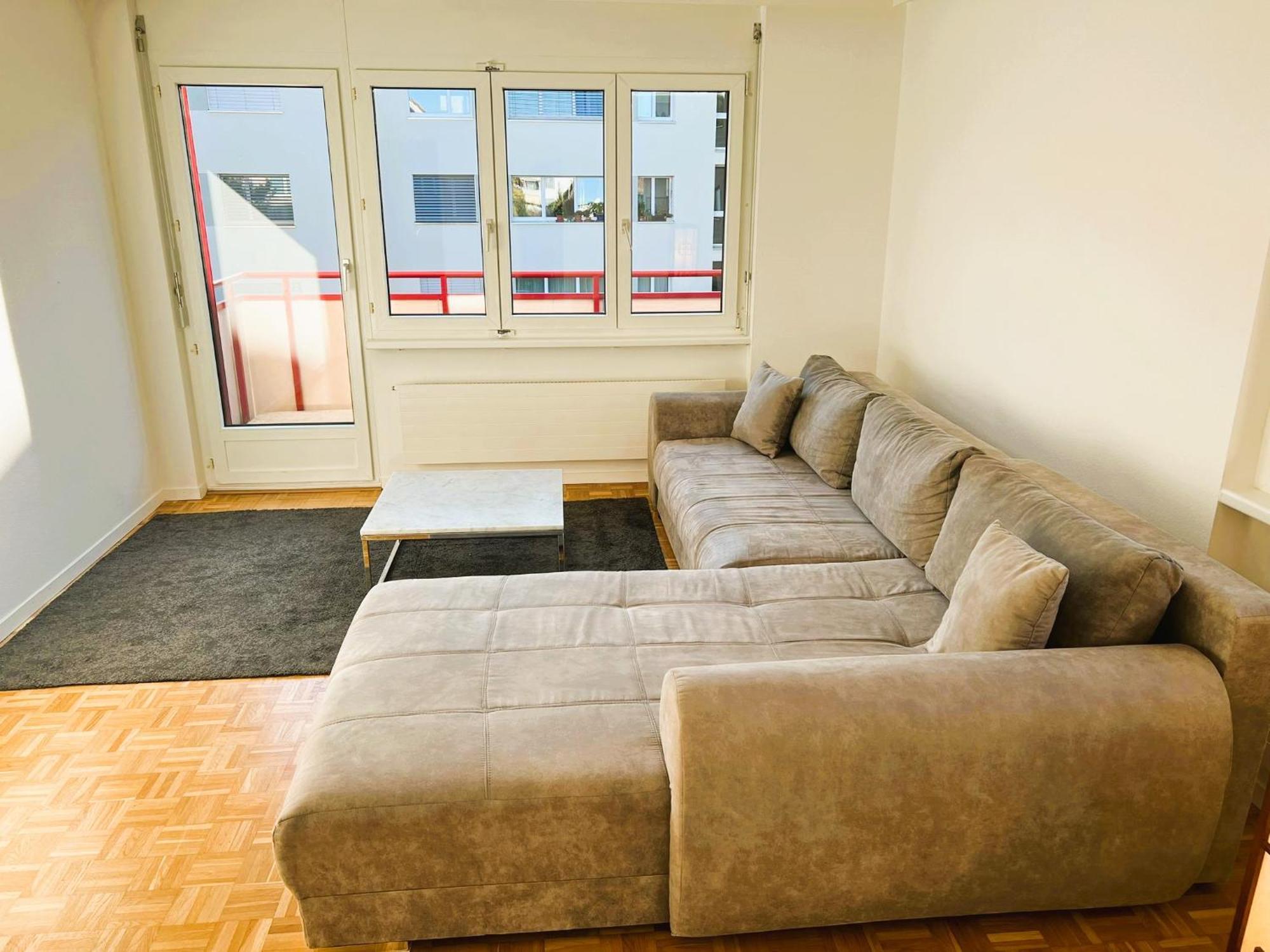 Huge Center With Balcony In Zurich, Kars Apartment *