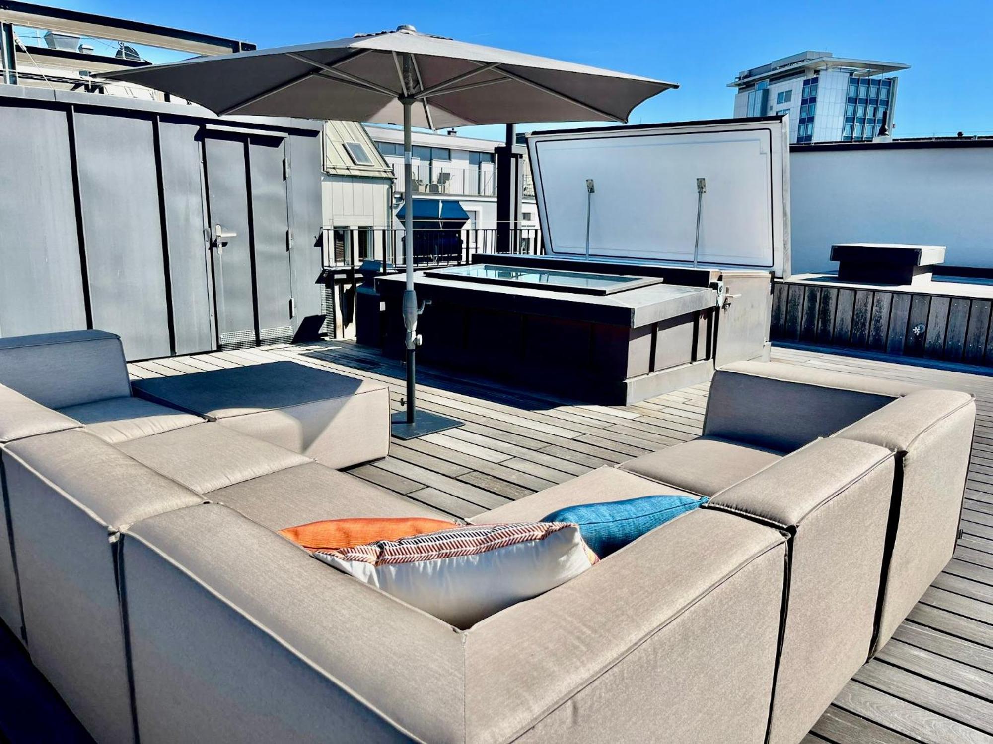 Horizon Loewenstrasse Penthouse Apartment Zurich