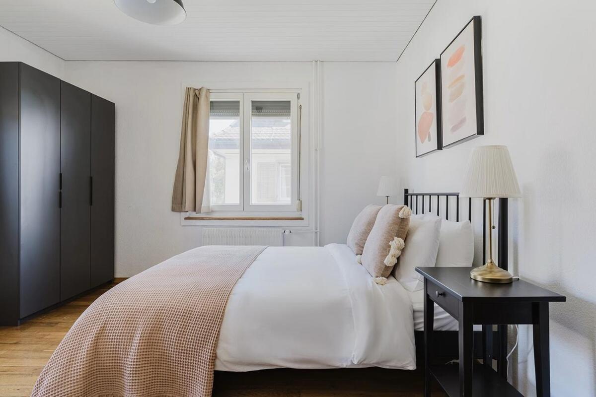 Saint - 90 Qm, 3 Schlafzimmer, Balkon & Kostenloser Parkplatz * Zurich