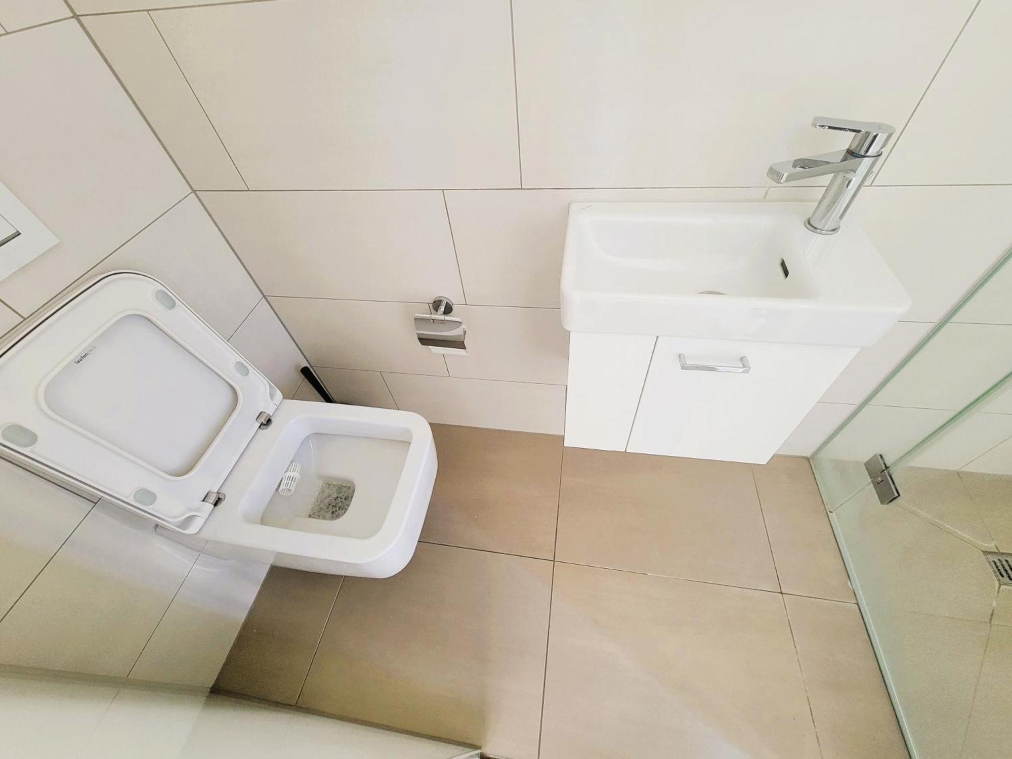 Modern With Balcony In Center A Hoh - Self Checkin Zurich