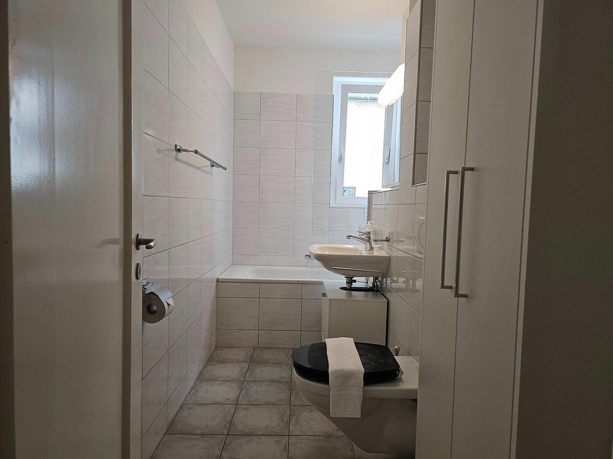 Downtown Dream 3 5Br With Balcony And Style Ba21 *