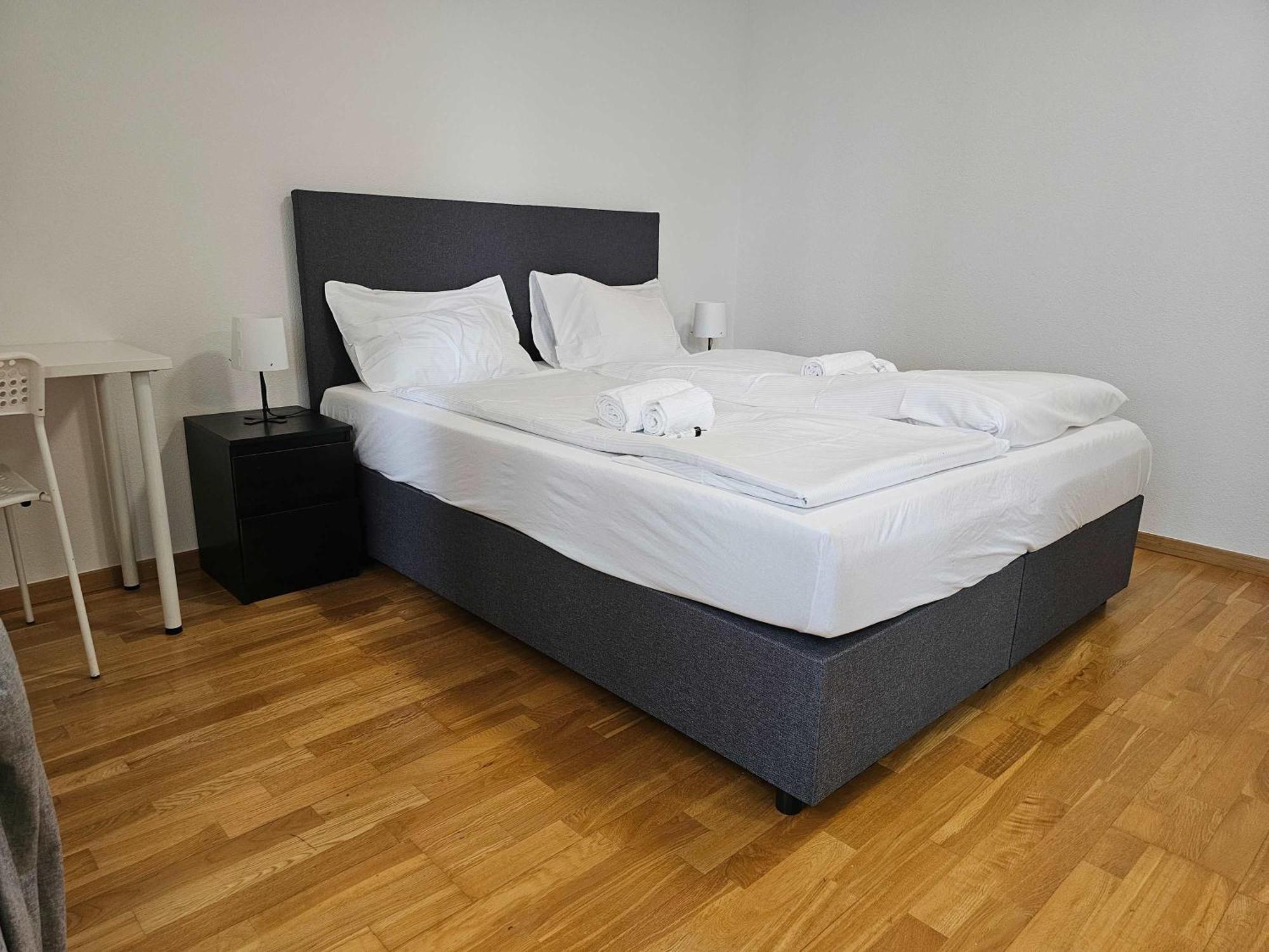 Downtown Dream 3 5Br With Balcony And Style Ba21