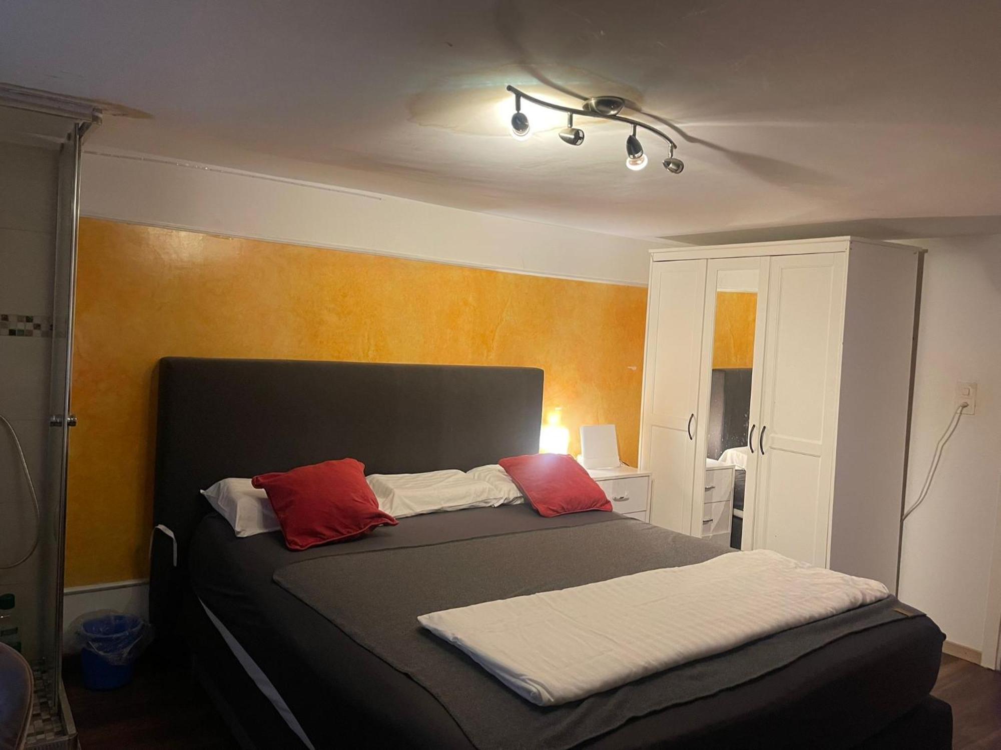 Dona Dolores * Zurich