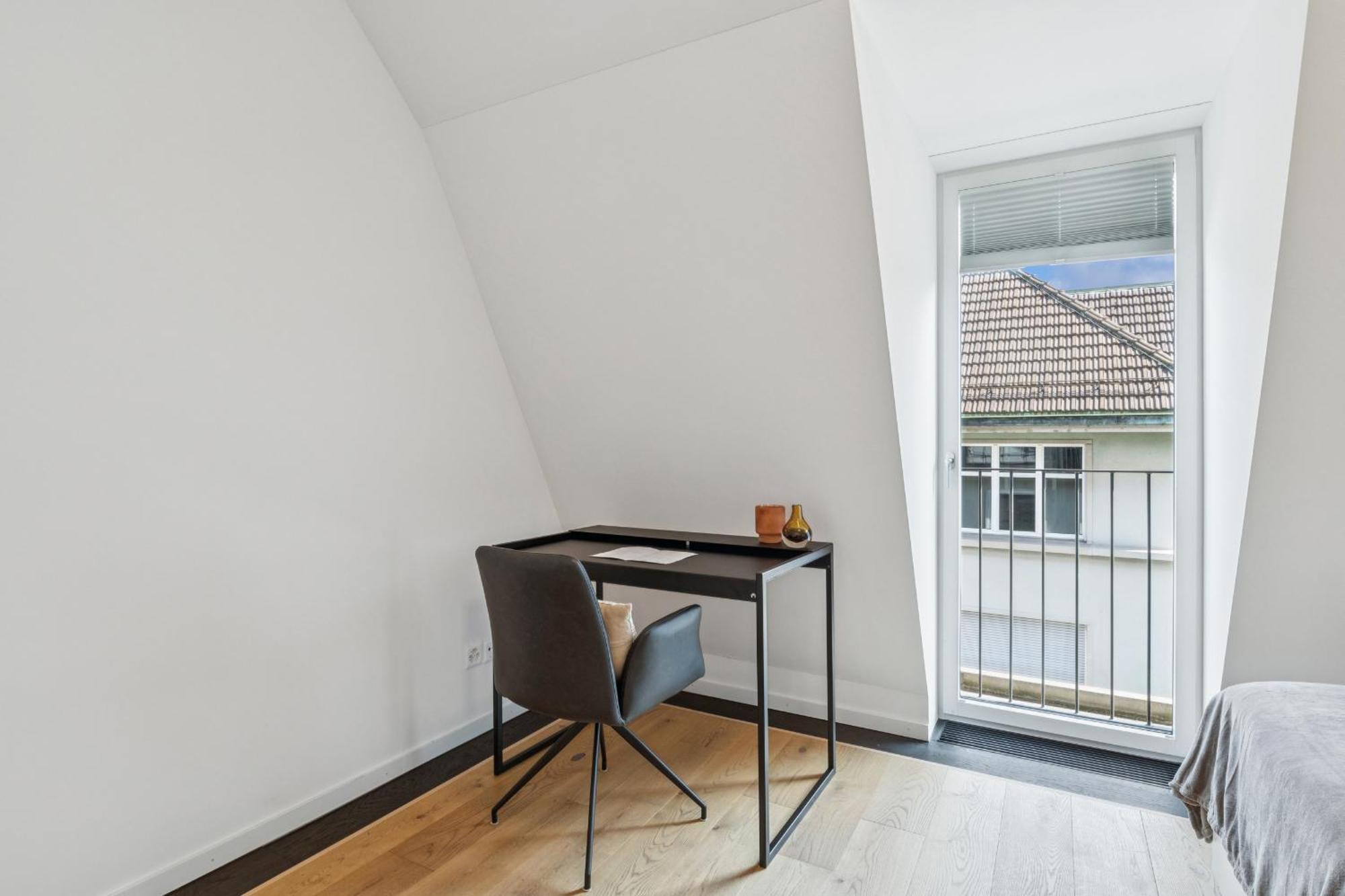 Horizon Bahnhofstrasse, Loewenstrasse Penthouse * Zurich