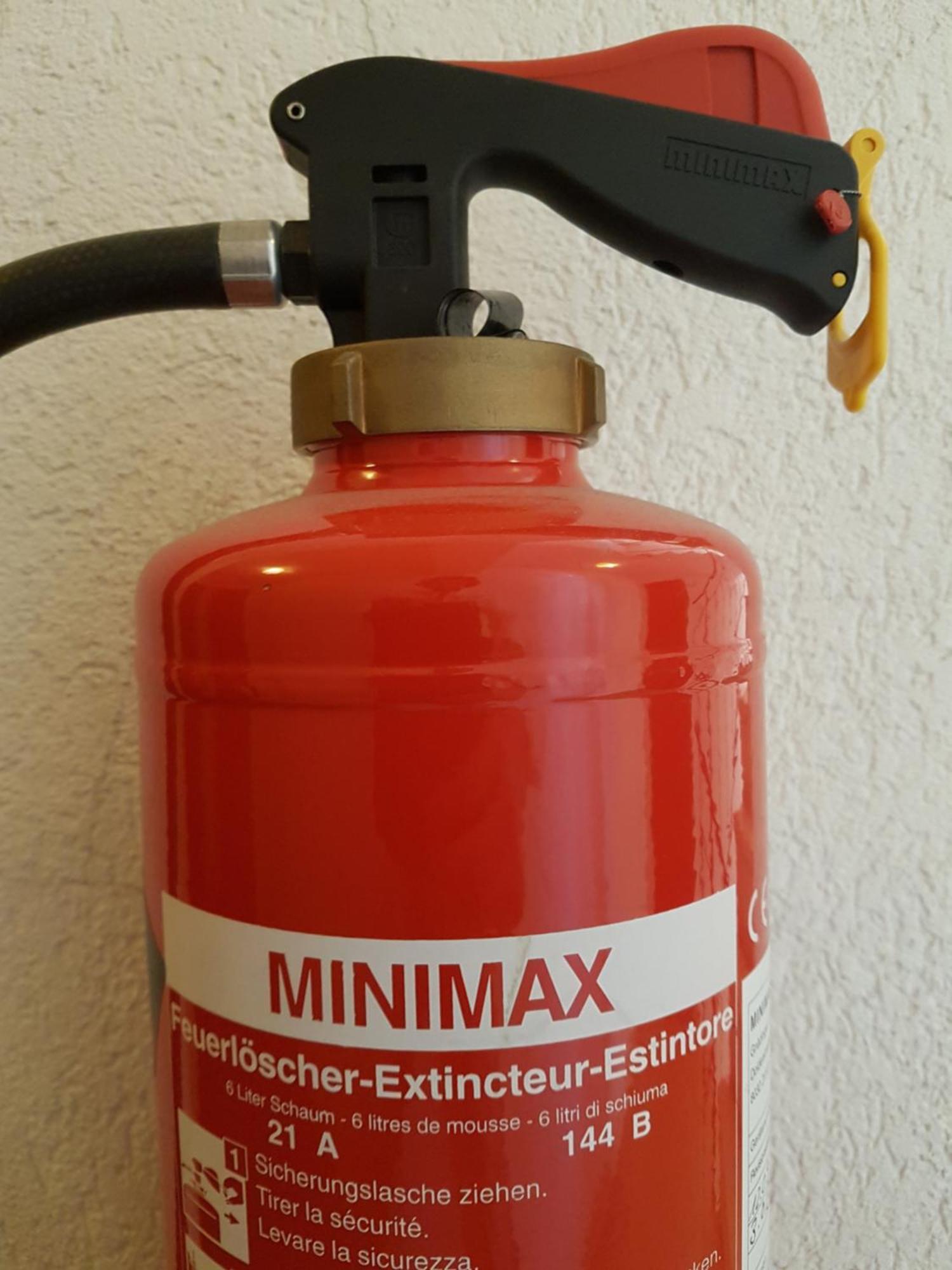 Grande With Kitchen Dish Washer, Dryer Washer Zurich