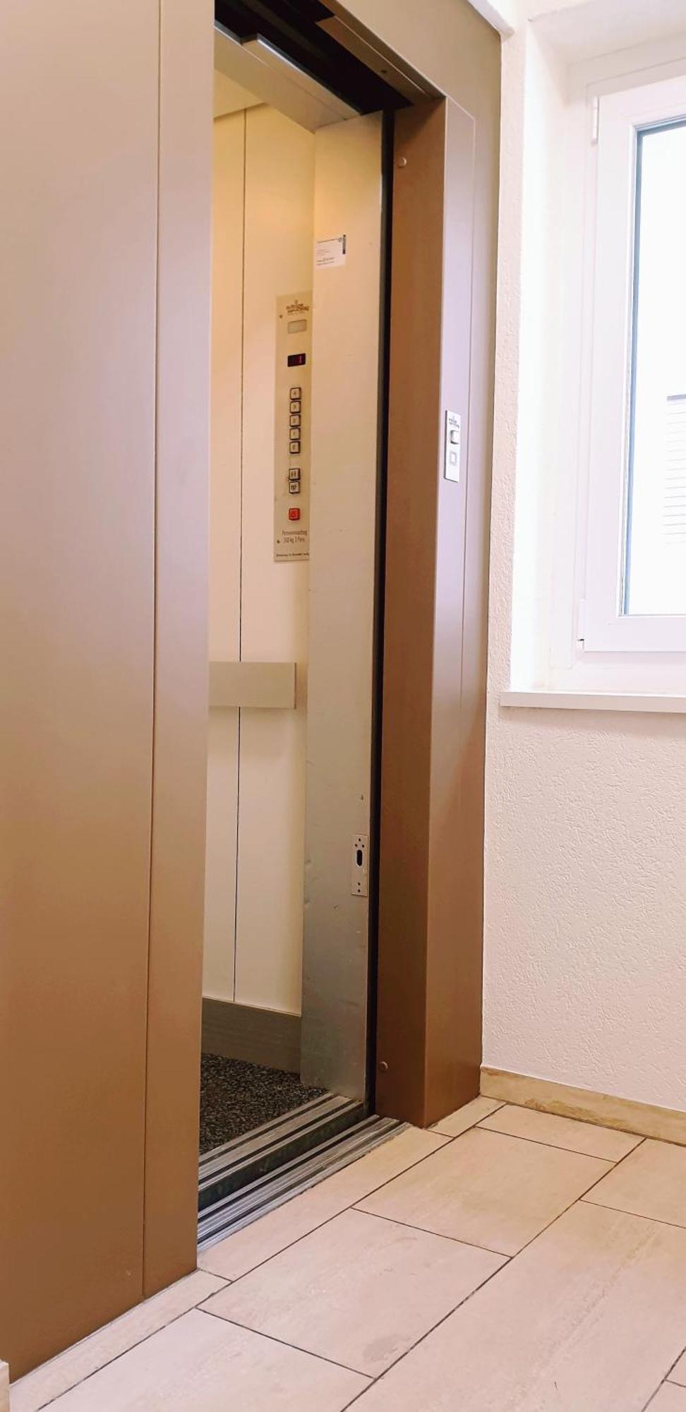 Hotel Grande With Kitchen Dish Washer, Dryer Washer