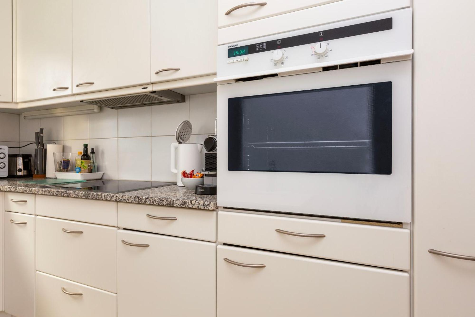 Kaya Diamond - 2br With Huge Terrace