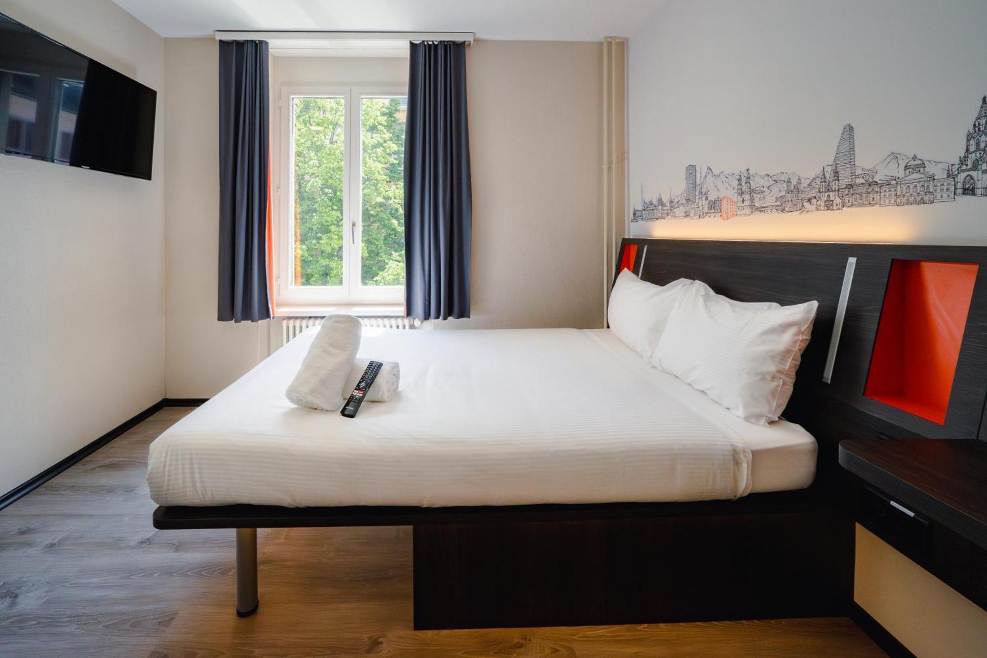 Easyhotel Main Station Hotel *