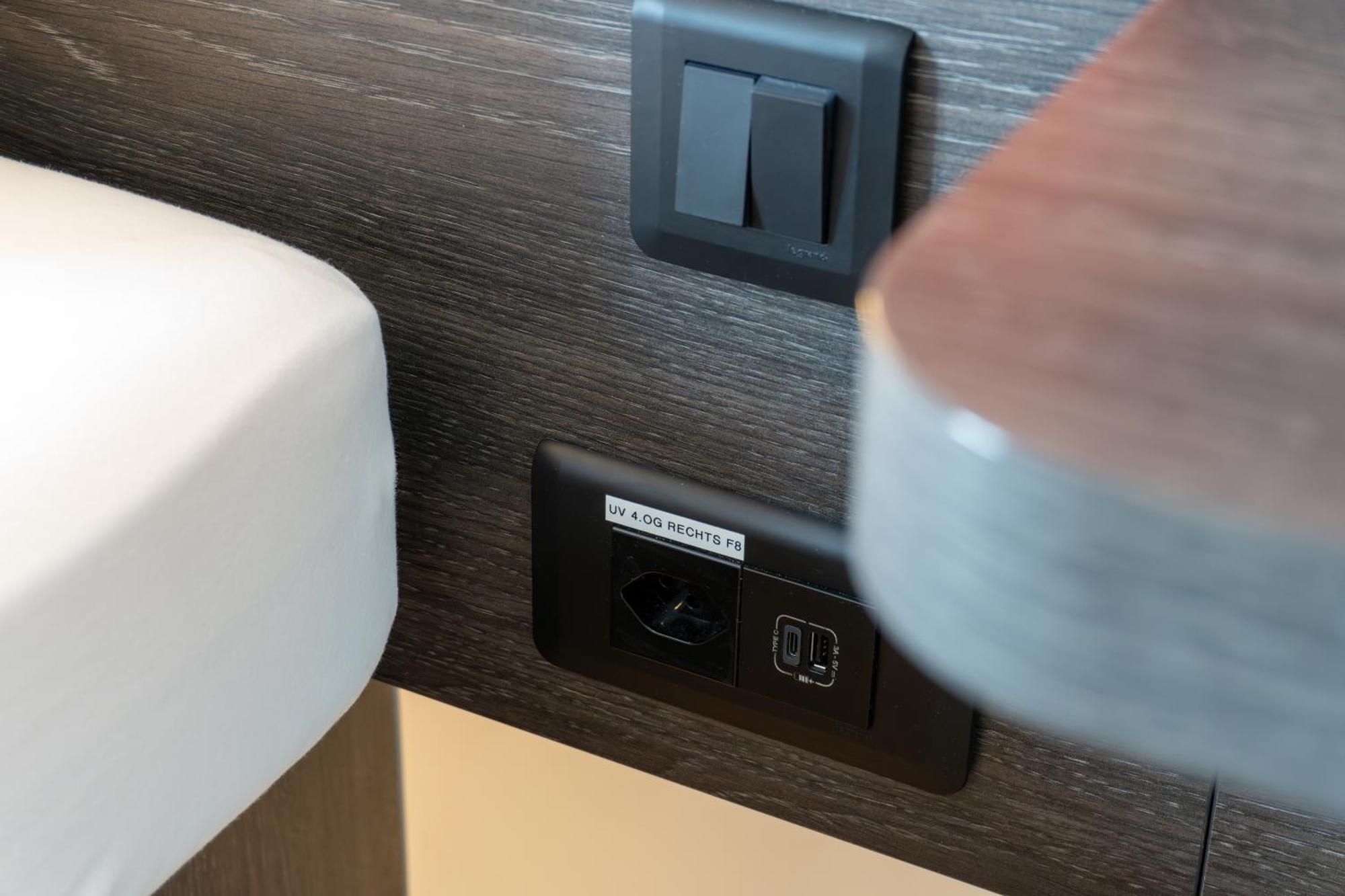 Hotel Easyhotel Main Station *