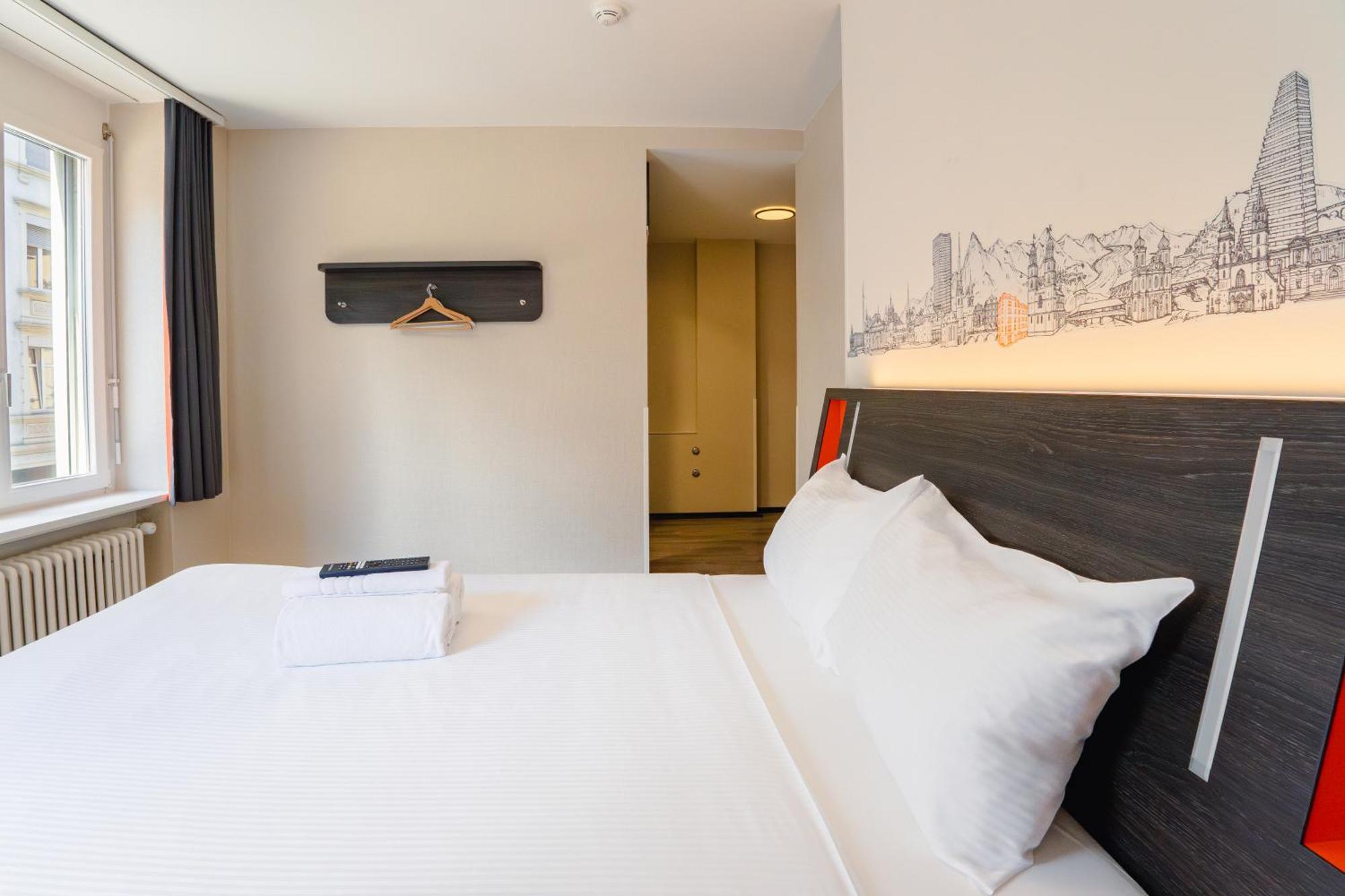 Easyhotel Main Station Hotel Zurich